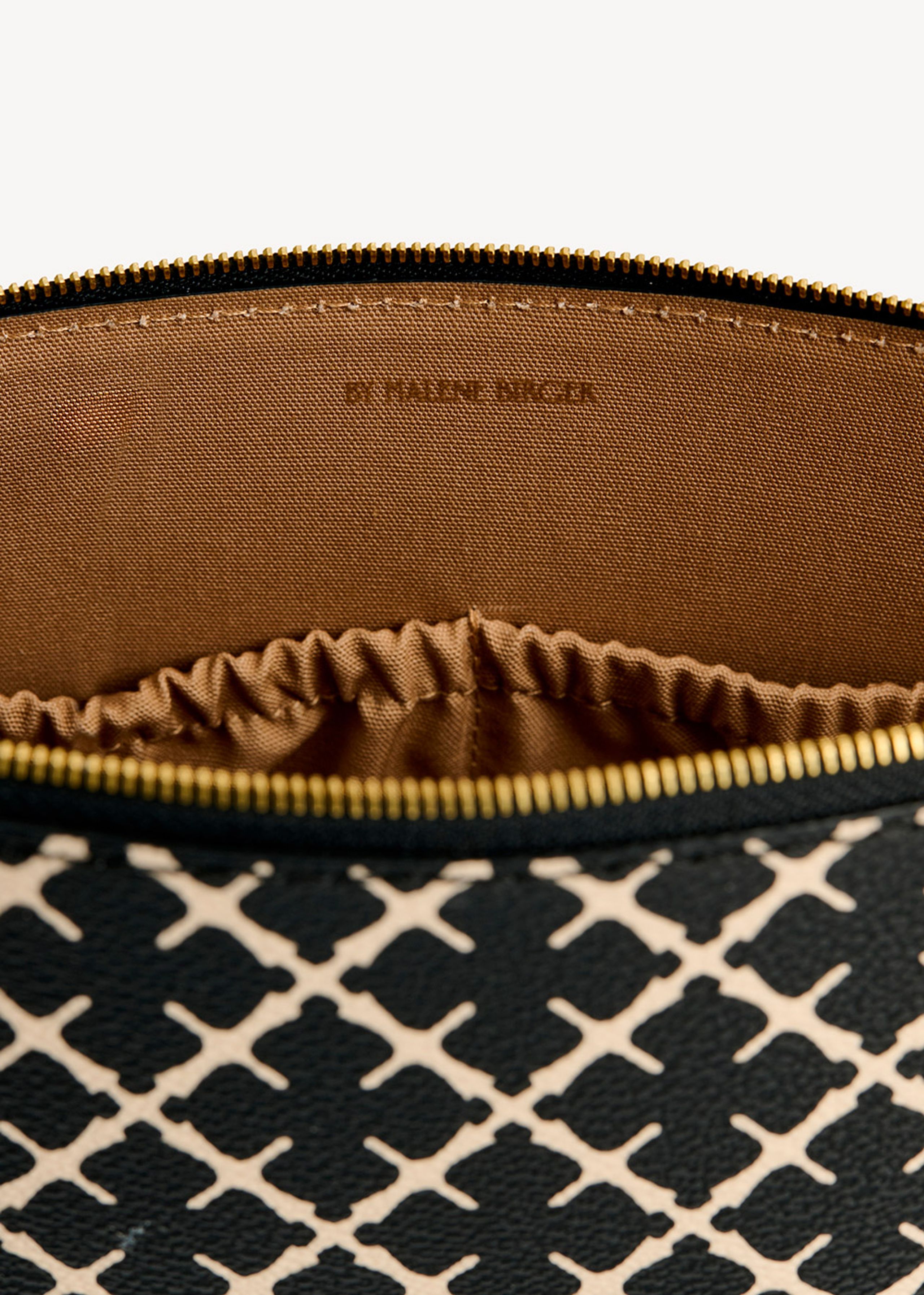 By Malene Birger - Toilet bag - Bae Medium - Black