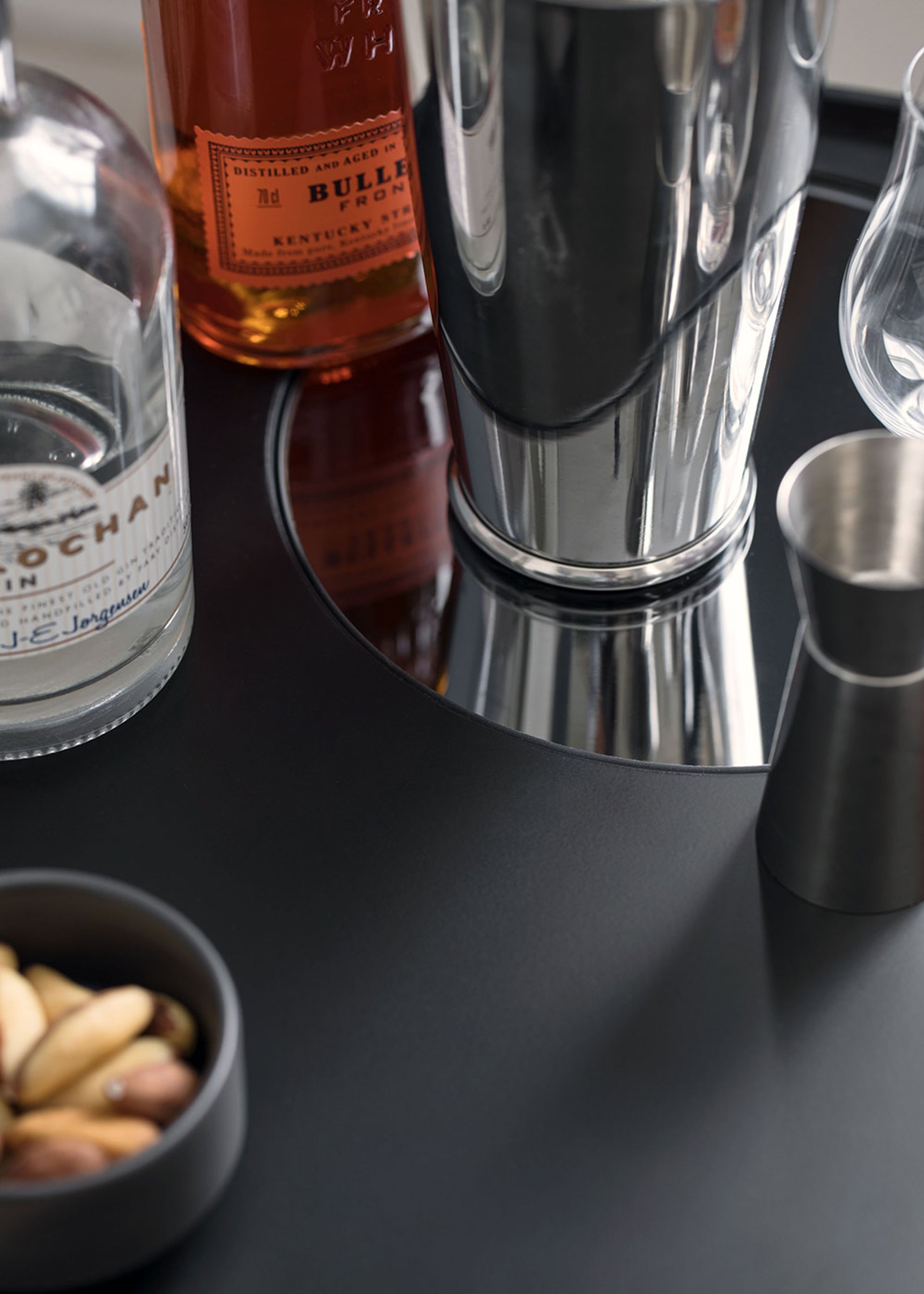 By Wirth - Bord - Tray Table - Sort eg / Sort metal