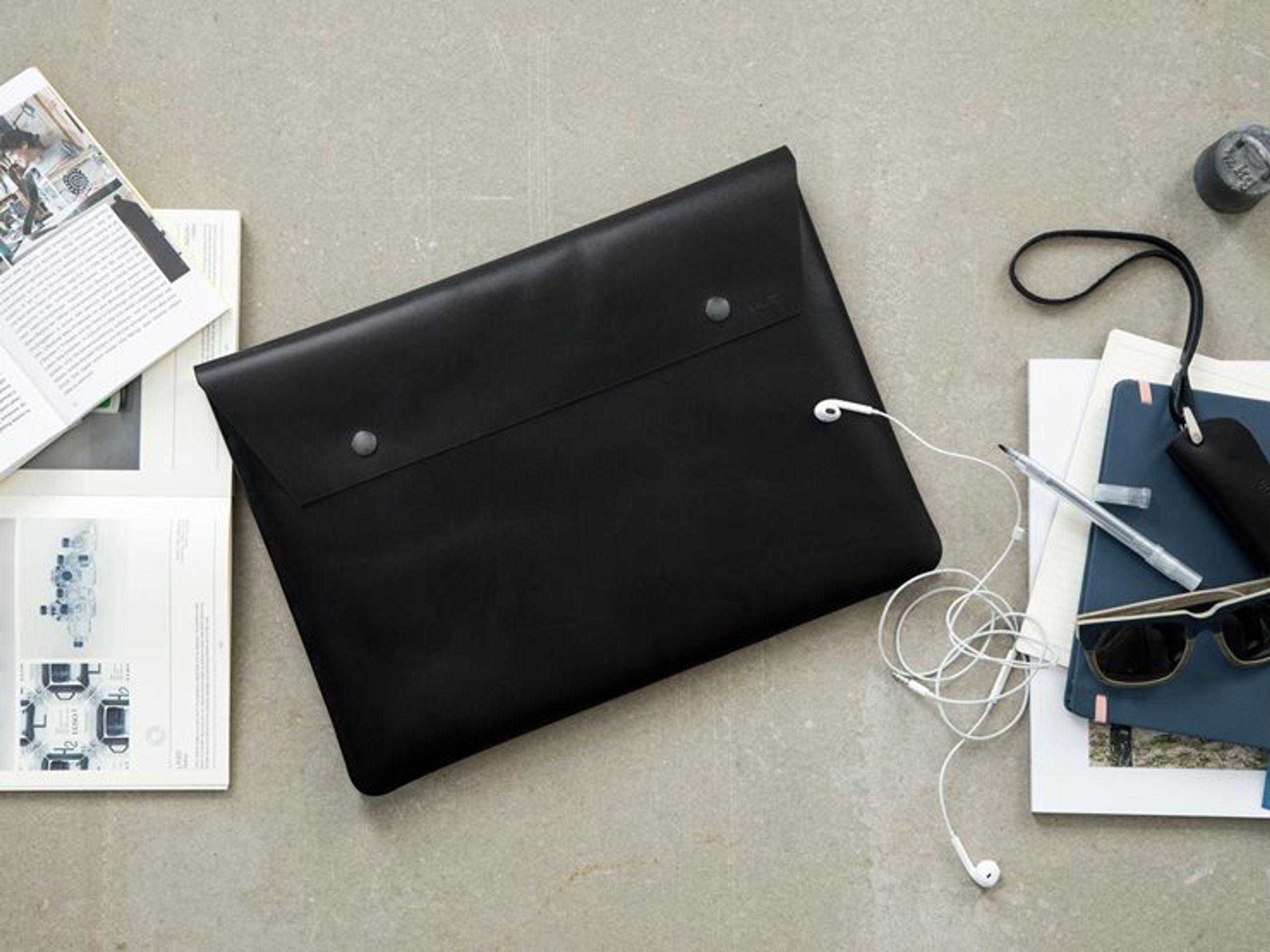 By Wirth - Computer Sleeve - Carry My Laptop - Black