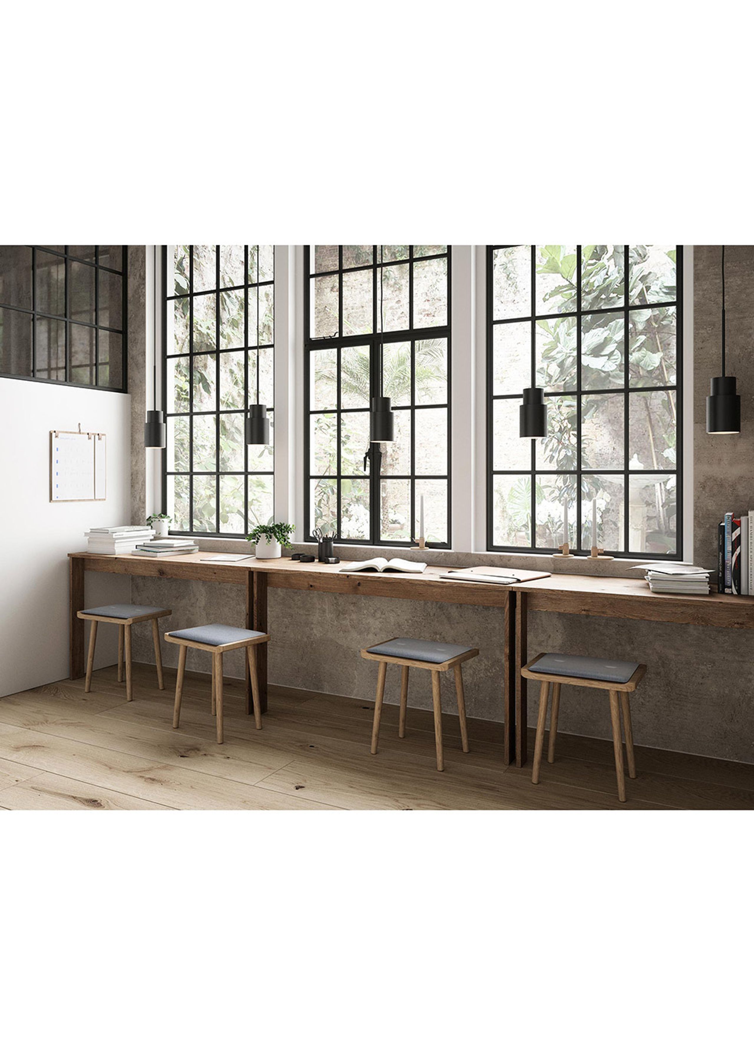 By Wirth - Hocker - Scala Stool - Black oak