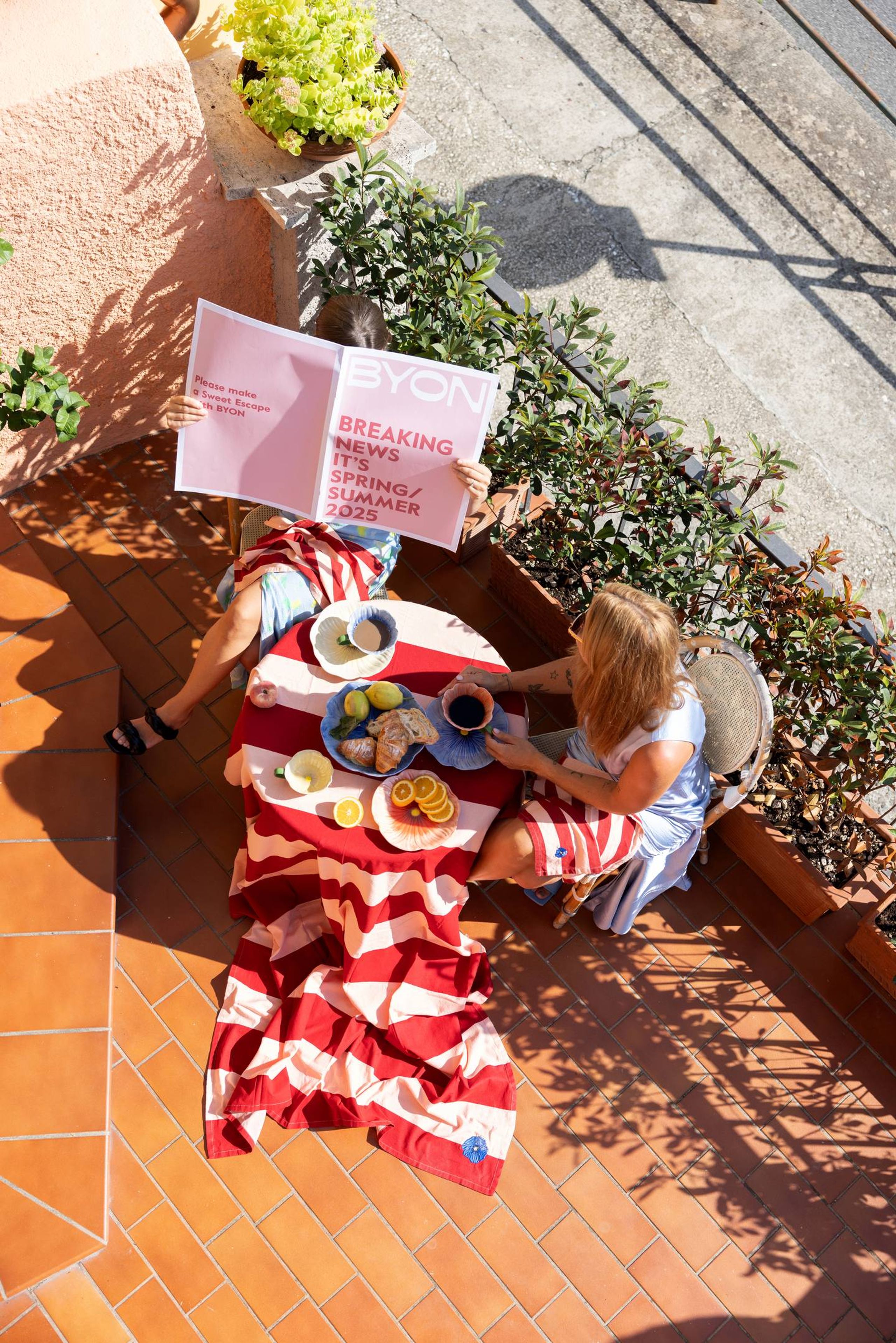 Byon - Tallrikar - Plate Poppy - Beige