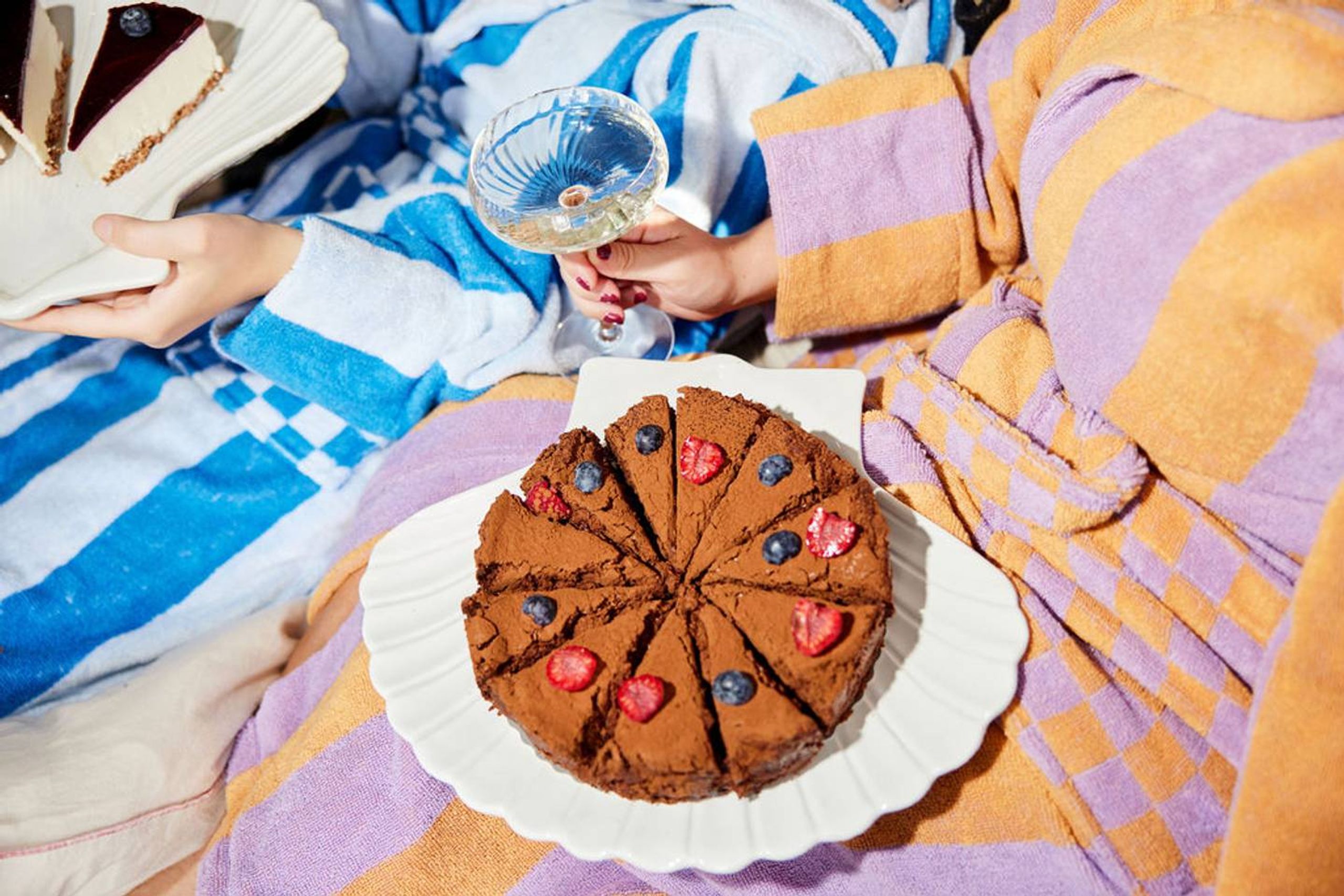 Byon - Plate - Plate Shell Xl - White