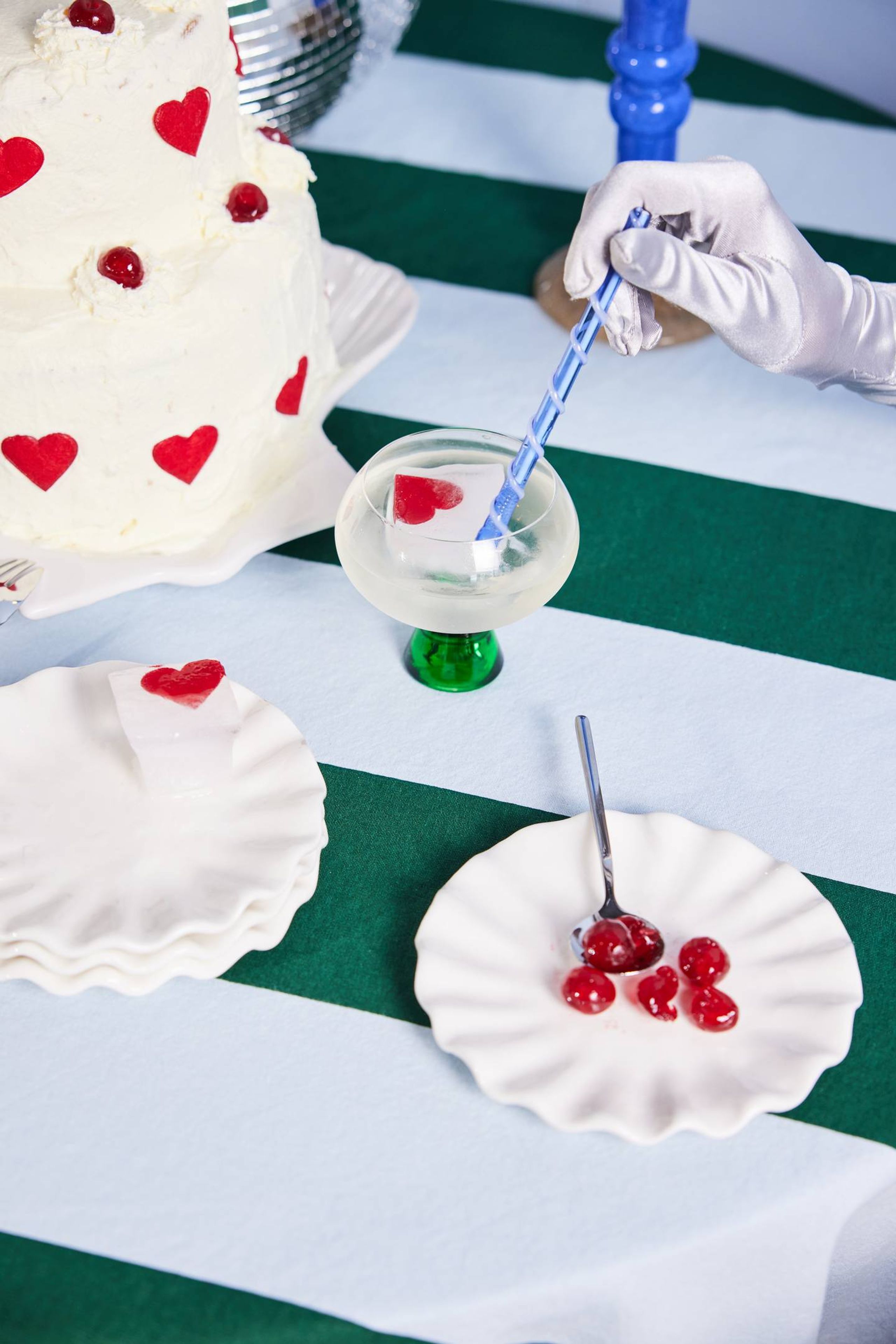 Byon - Teller - Plate Shelley - White