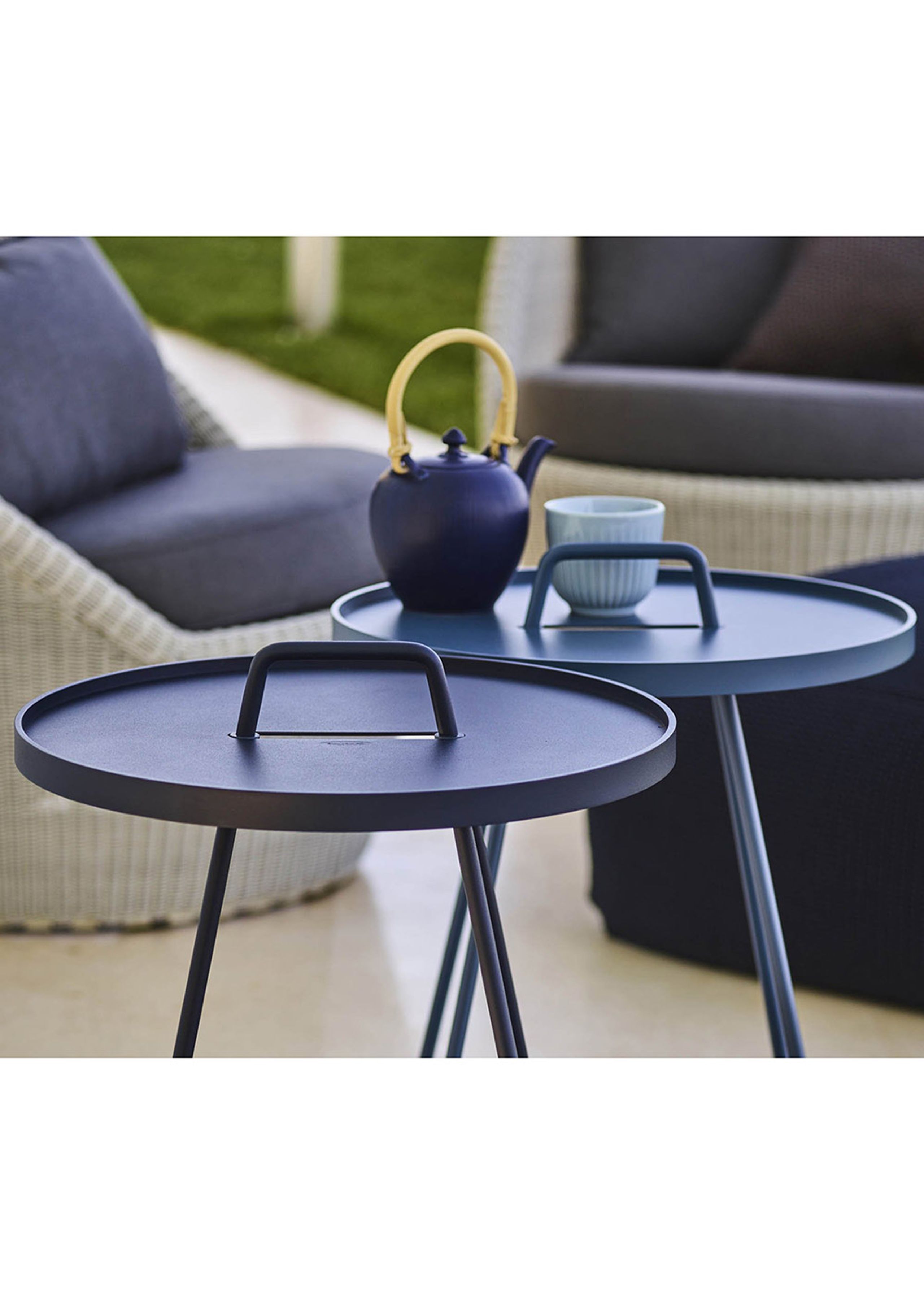 Cane-line - Table - On-the-move side table - Dusty blue - Small
