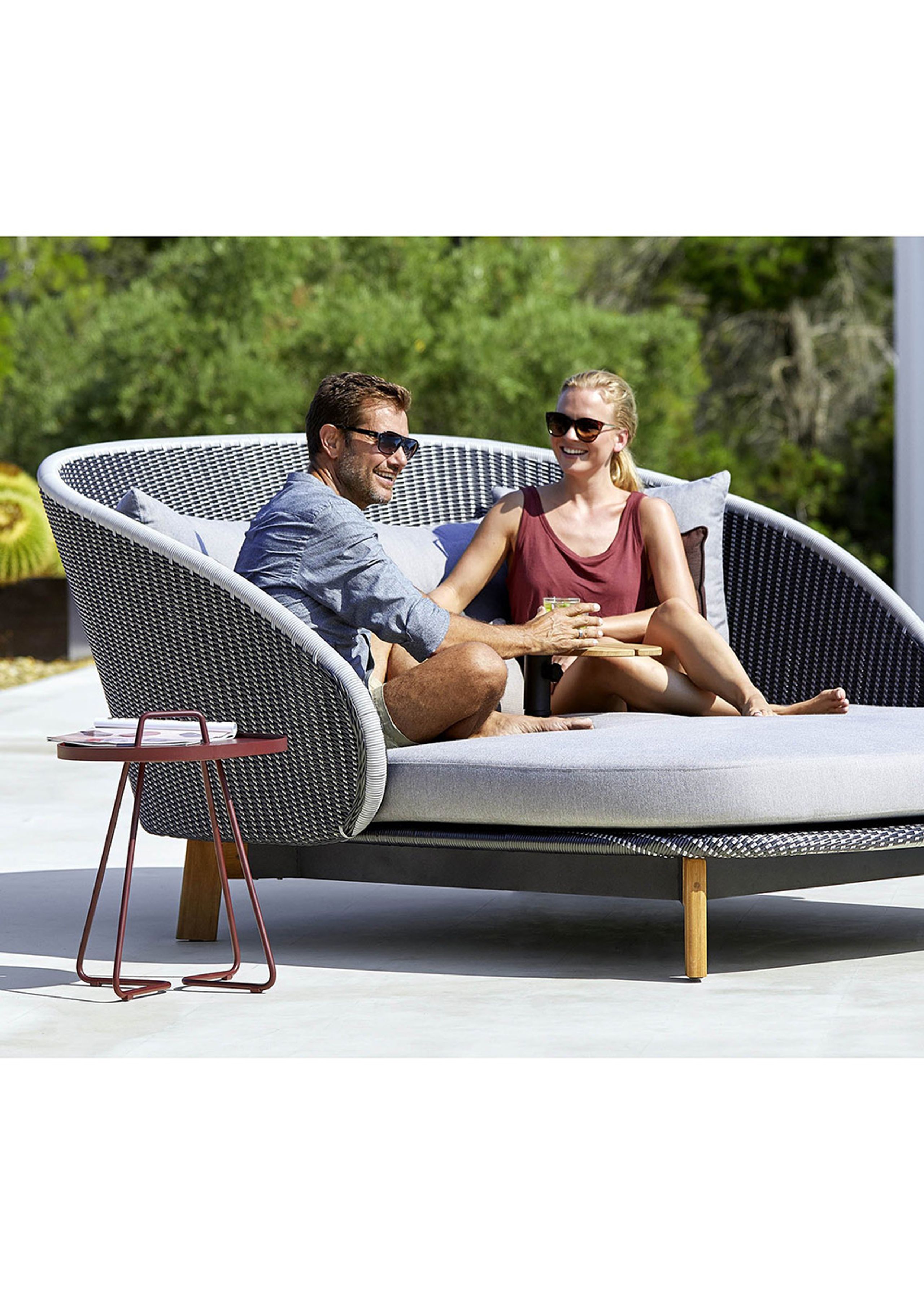 Cane-line - Table - On-the-move side table - Dusty blue - Small