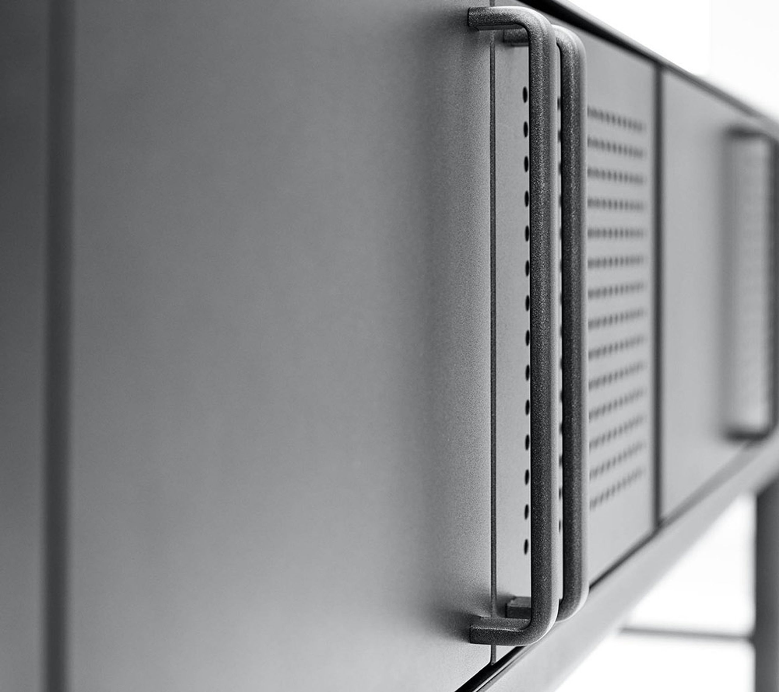 Cane-line - Bord - Drop kitchen main module inkl. 3 hylder - Stel: Lavagrå Aluminium / Bordplade: Sort Fossil Keramik