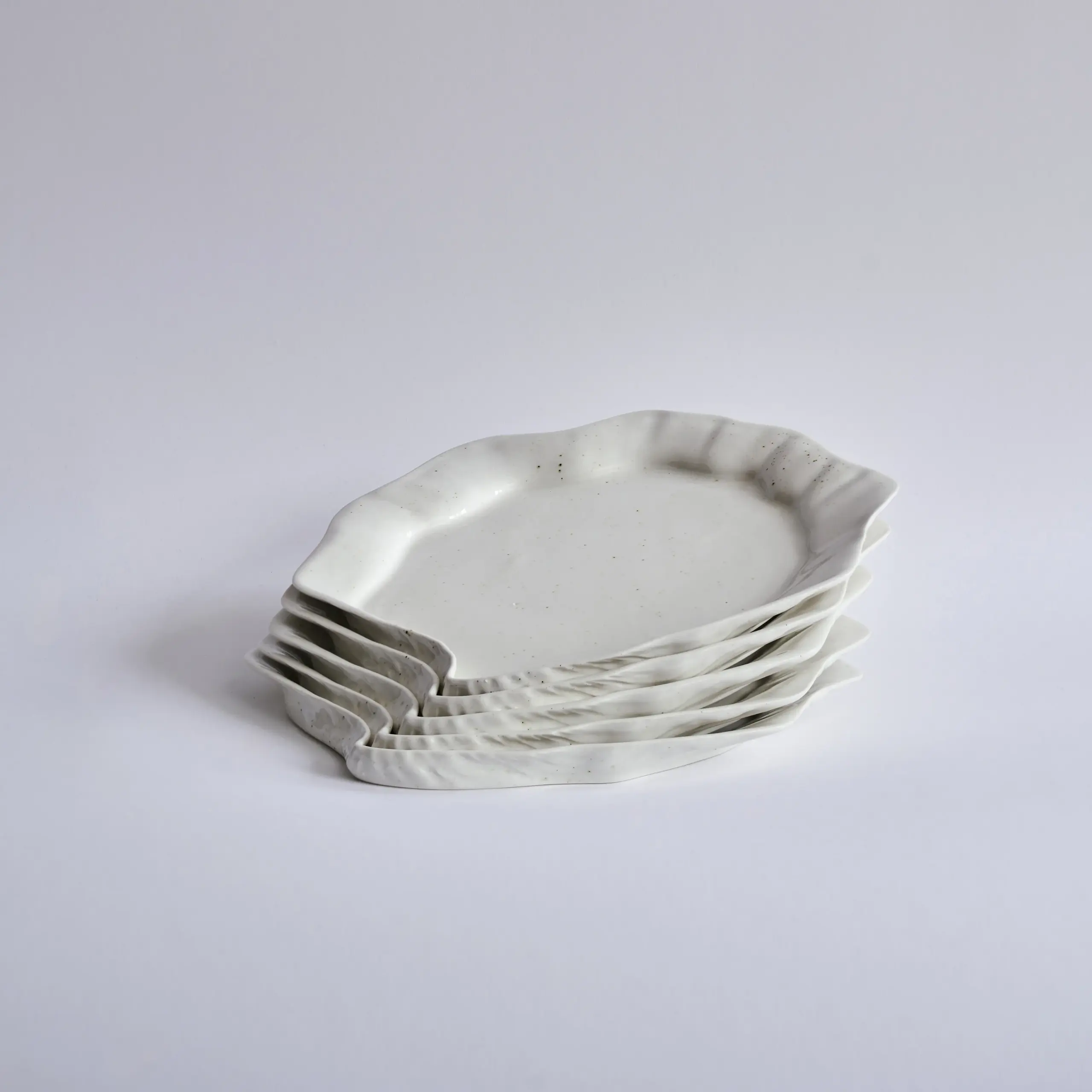 Christina Iversen Studio - Bord - Musling Middagstallerken / Fad - Porcelæn