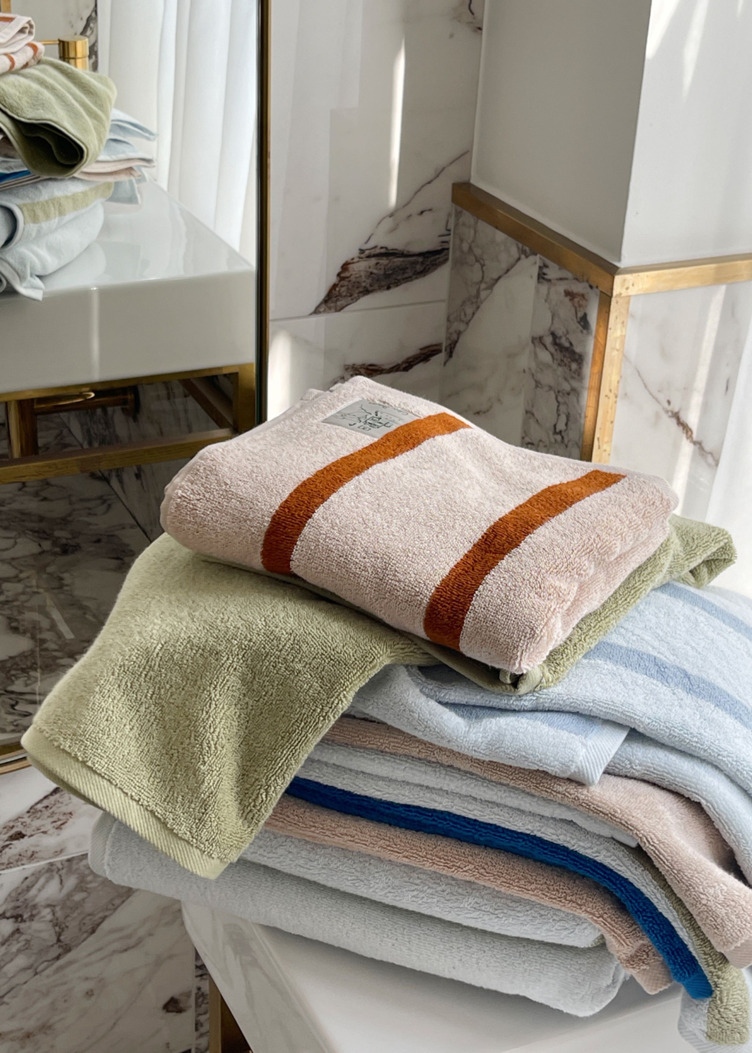 Color Stories - Ručník do vany - Bath towel stribes - Karamel / Terracotta