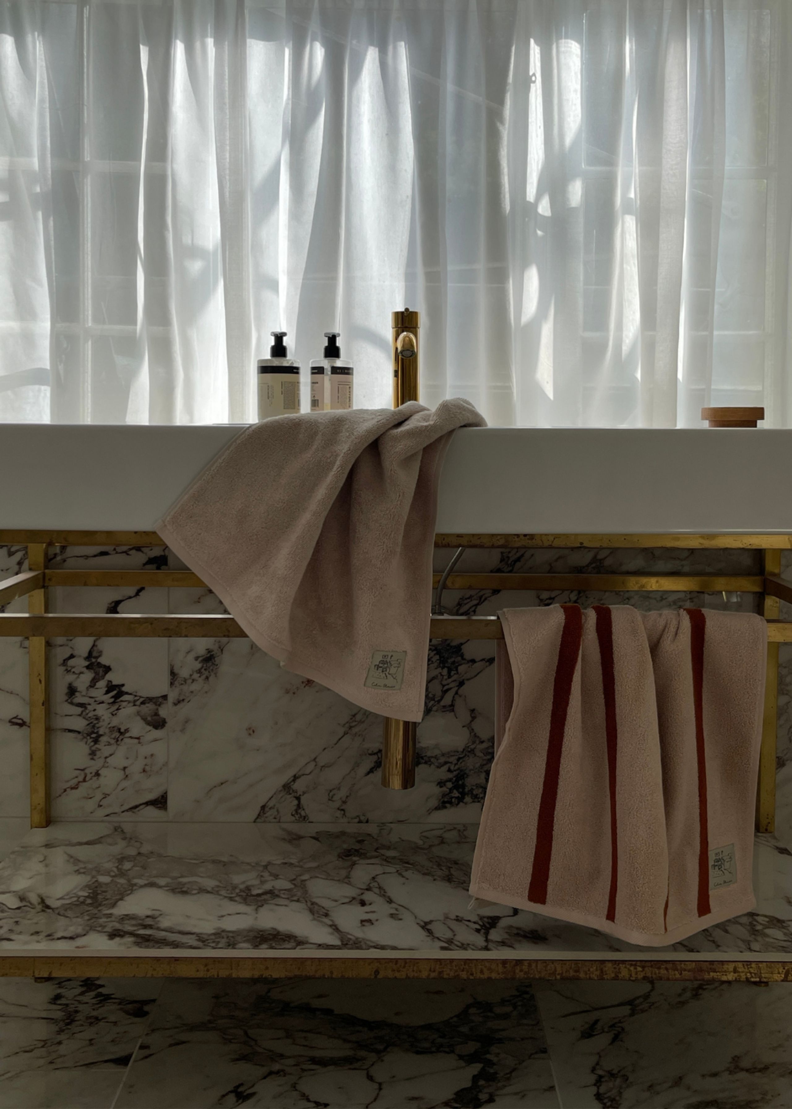 Color Stories - Ručník do vany - Bath towel stribes - Karamel / Terracotta