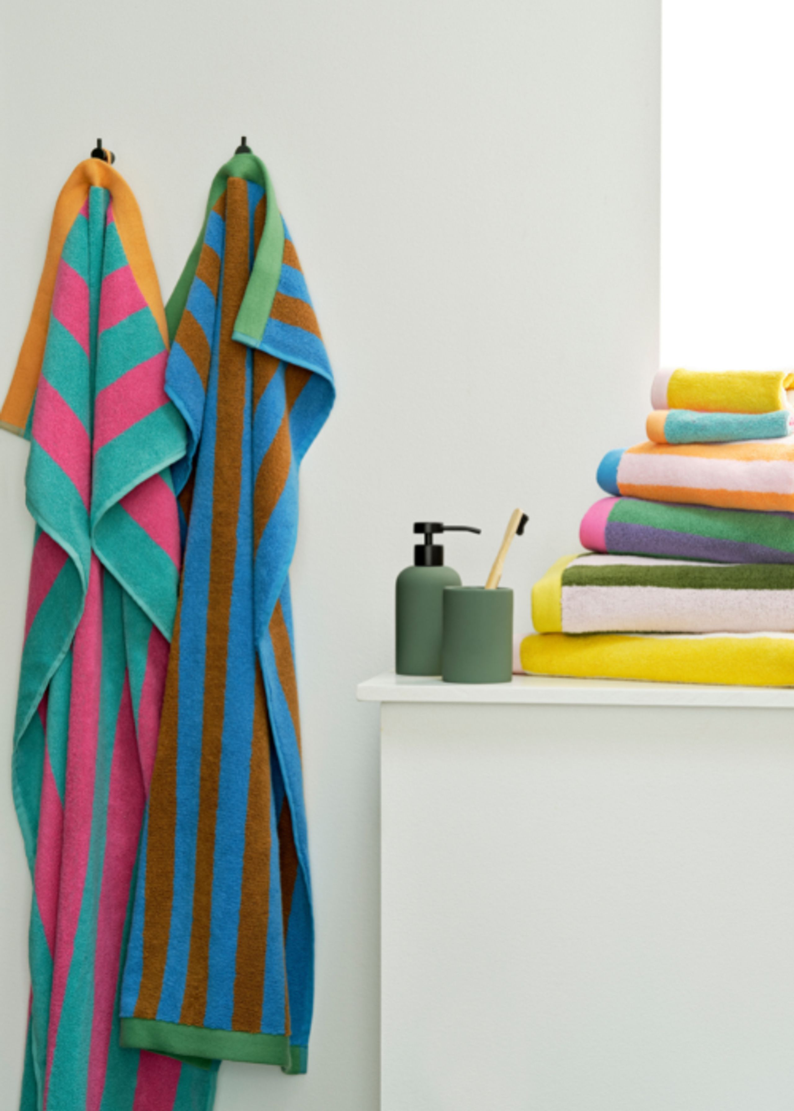 Cozy Living - Asciugamano - Towel Stripe - Green/Purple/Pink