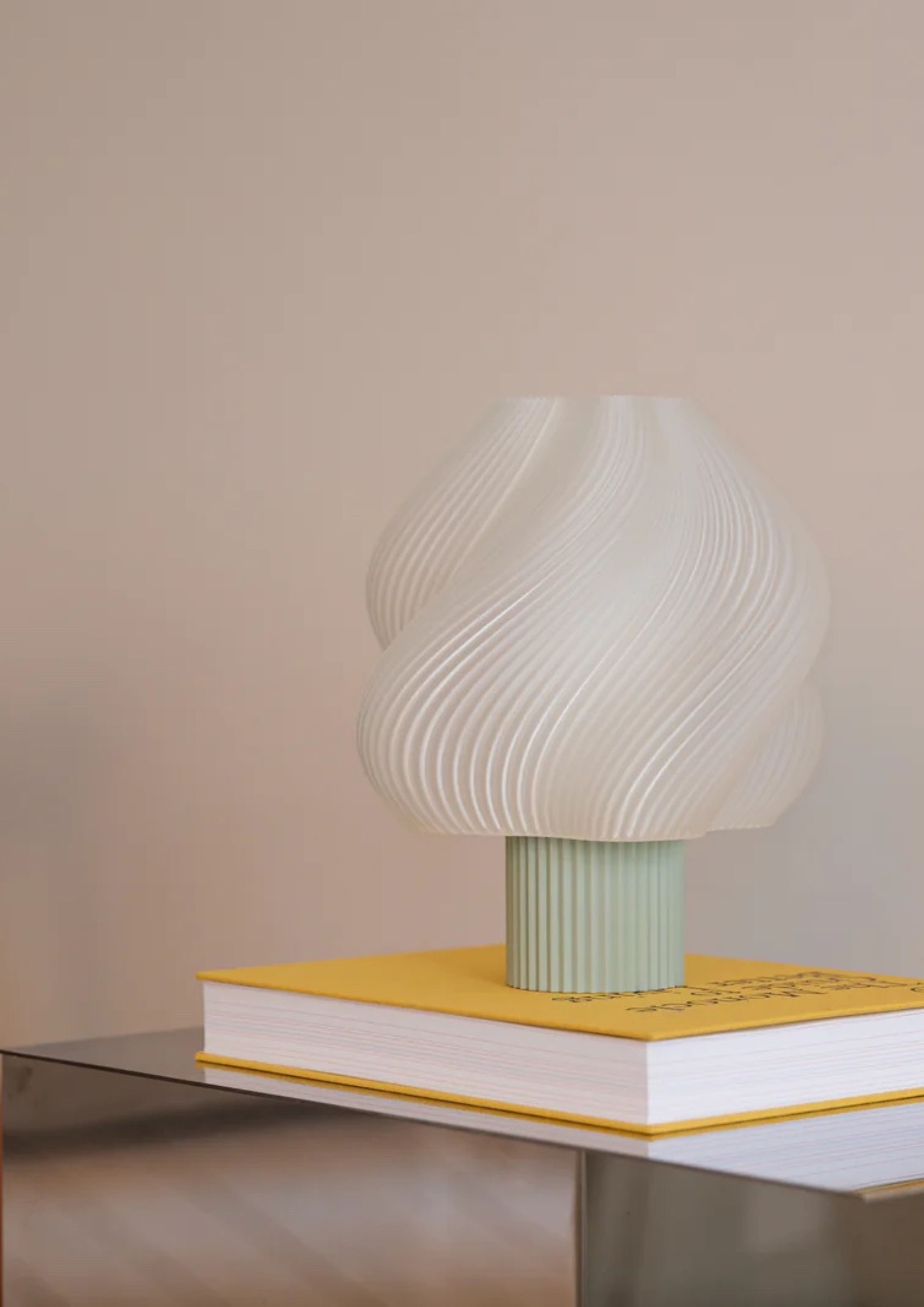 Crème Atelier - - Soft Serve Table Lamp Portable - Matcha