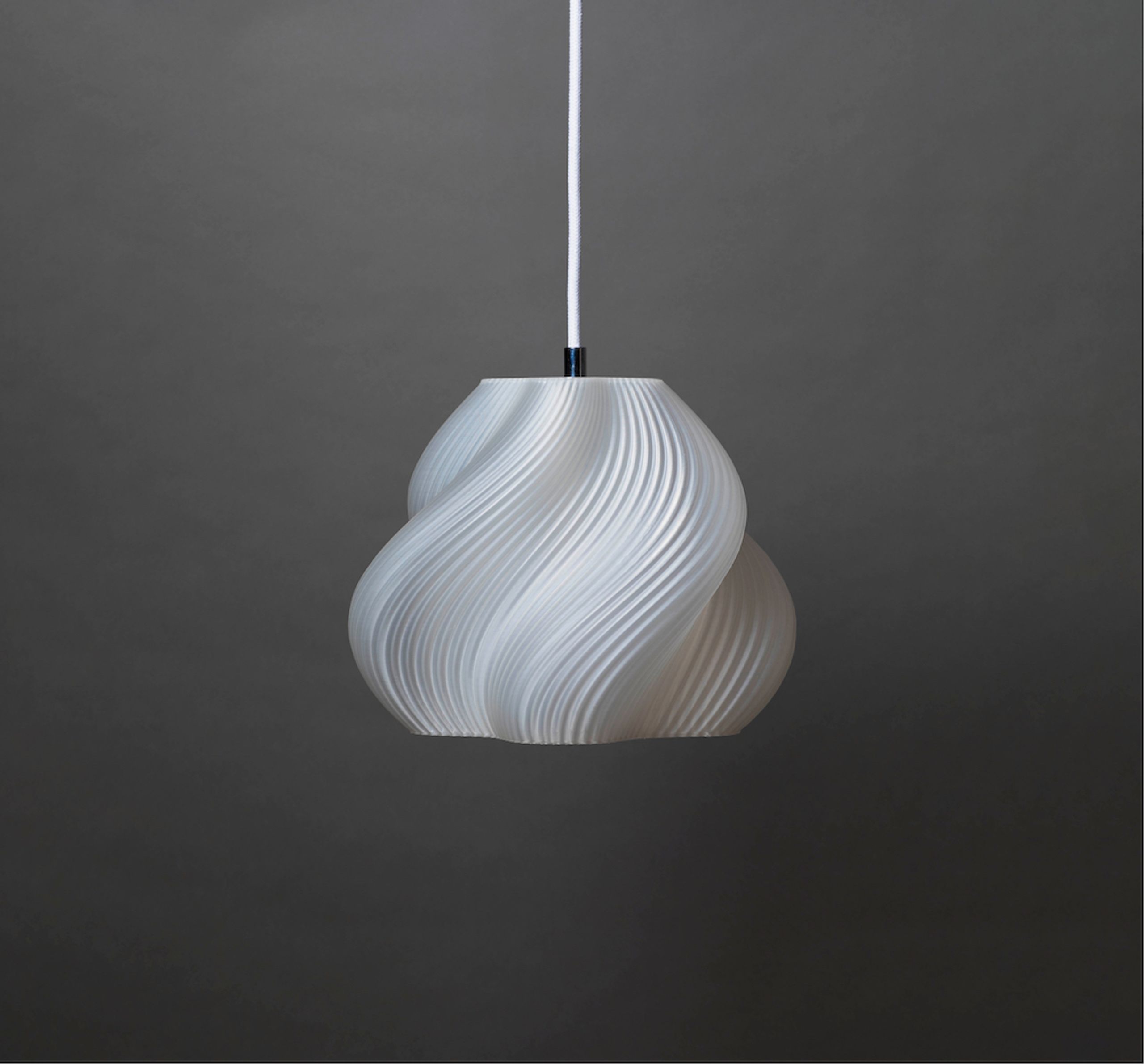 Créme Atelier - Pendelleuchte - Soft Serve Pendant 01 - Brass