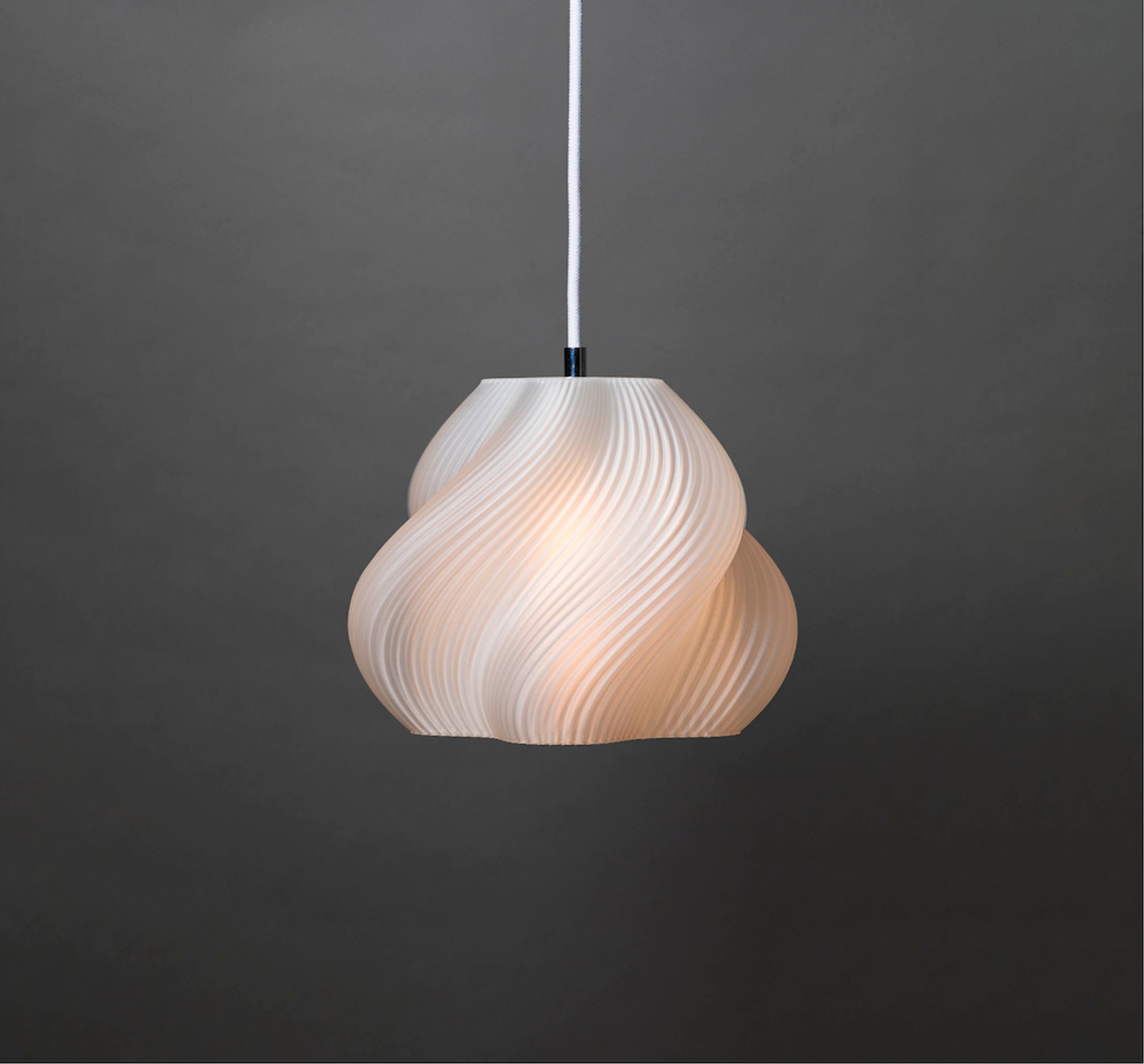 Créme Atelier - Pendelleuchte - Soft Serve Pendant 01 - Brass