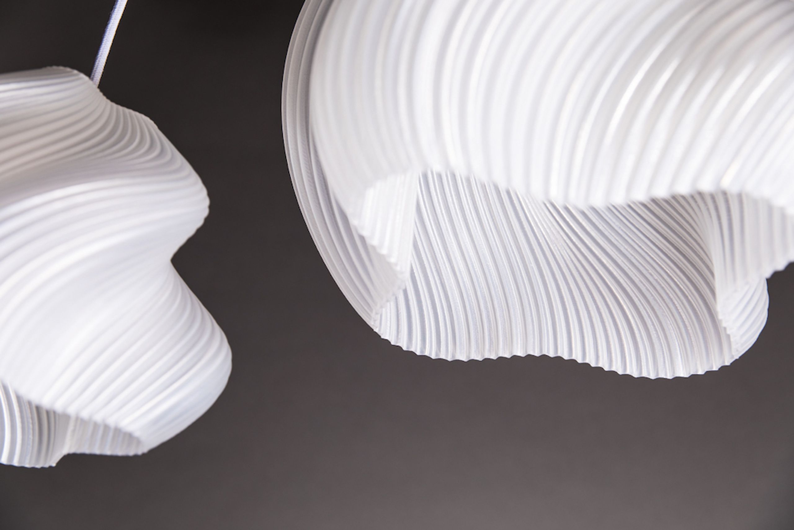 Créme Atelier - Pendant lamp - Soft Serve Pendant 02 - Chrome