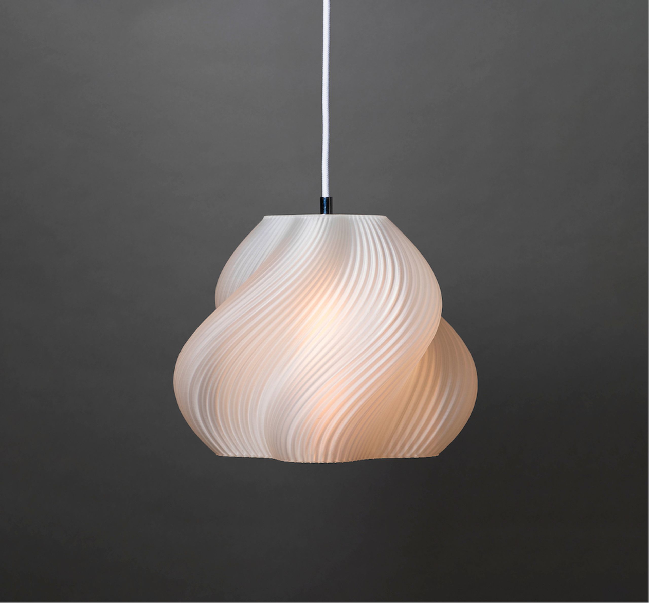 Créme Atelier - Pendant lamp - Soft Serve Pendant 02 - Chrome