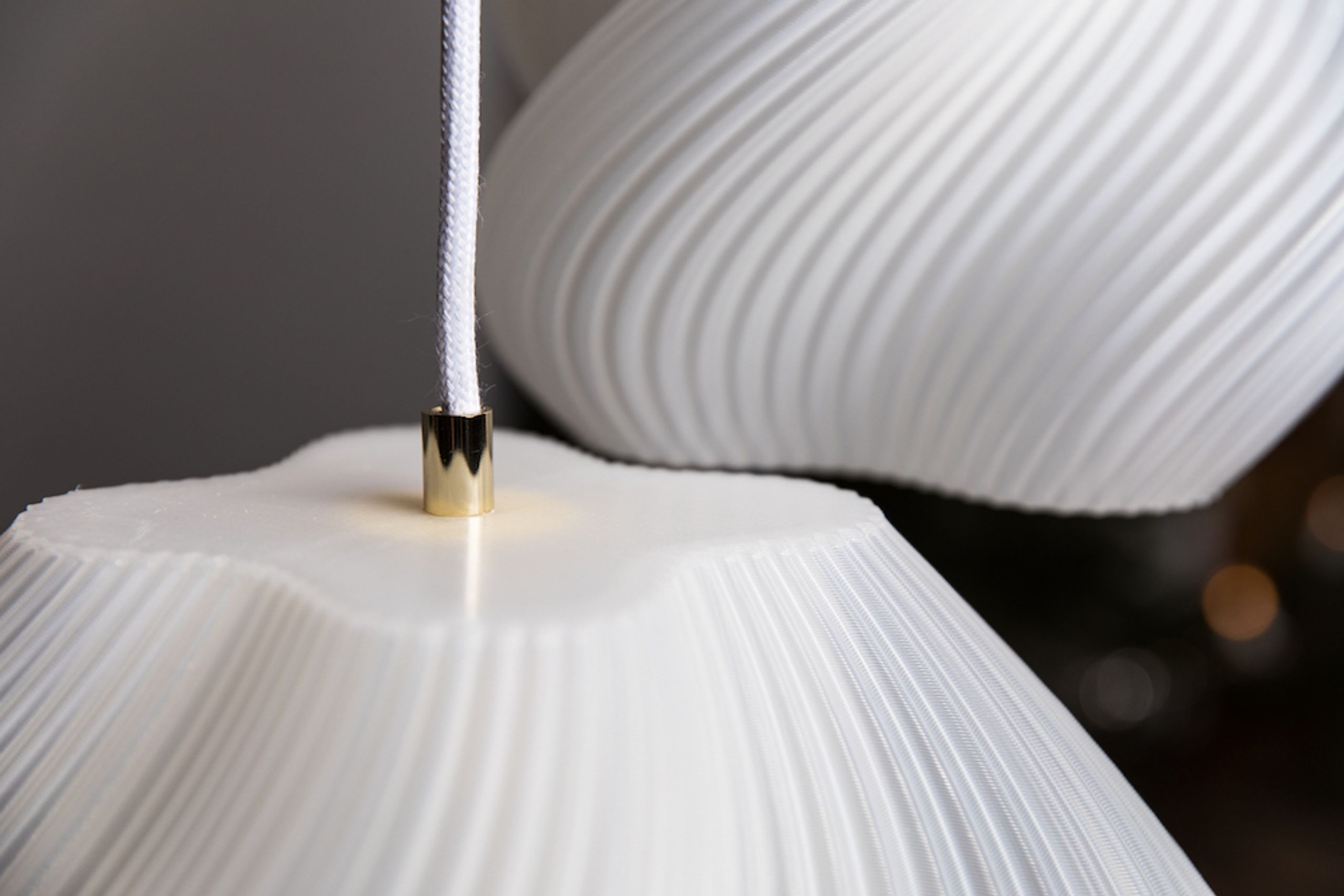 Crème Atelier - Pendulum - Soft Serve Pendant 03 - Brass