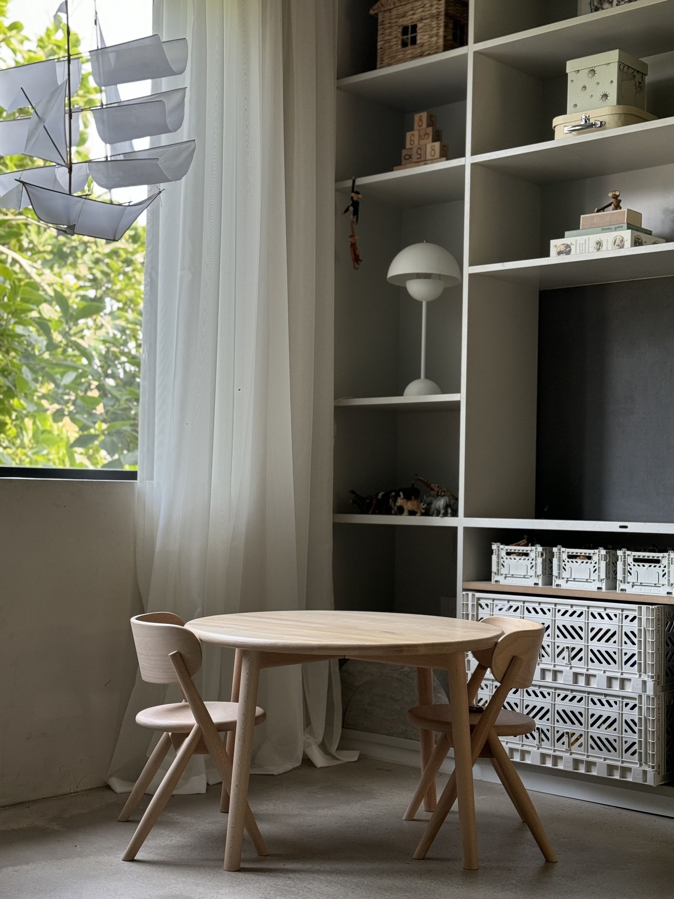Curve Lab - Børnebord - Rundt børnebord - Beech