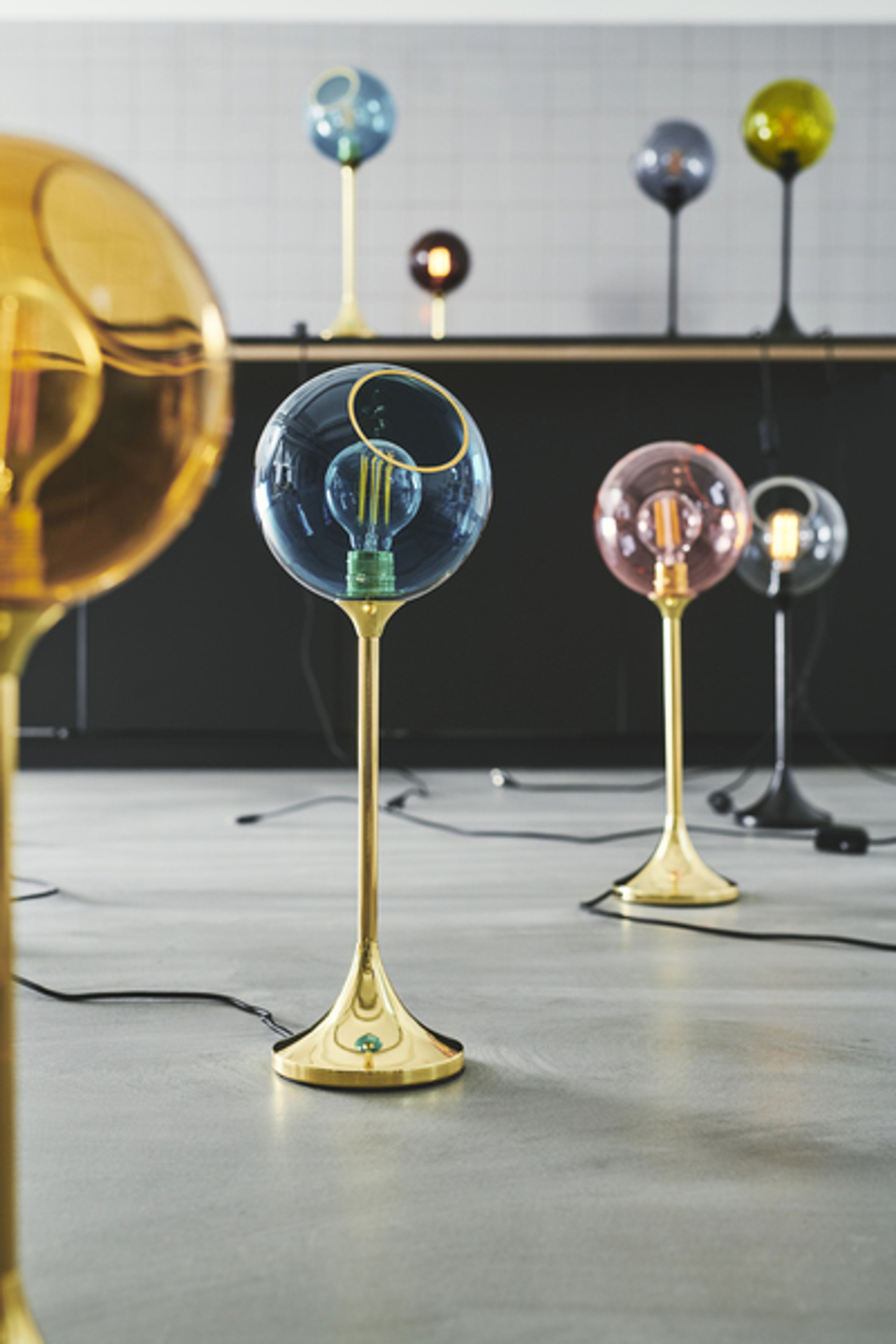 Design By Us - Tischlampe - Ballroom Table Lamp - Smoke/Silver