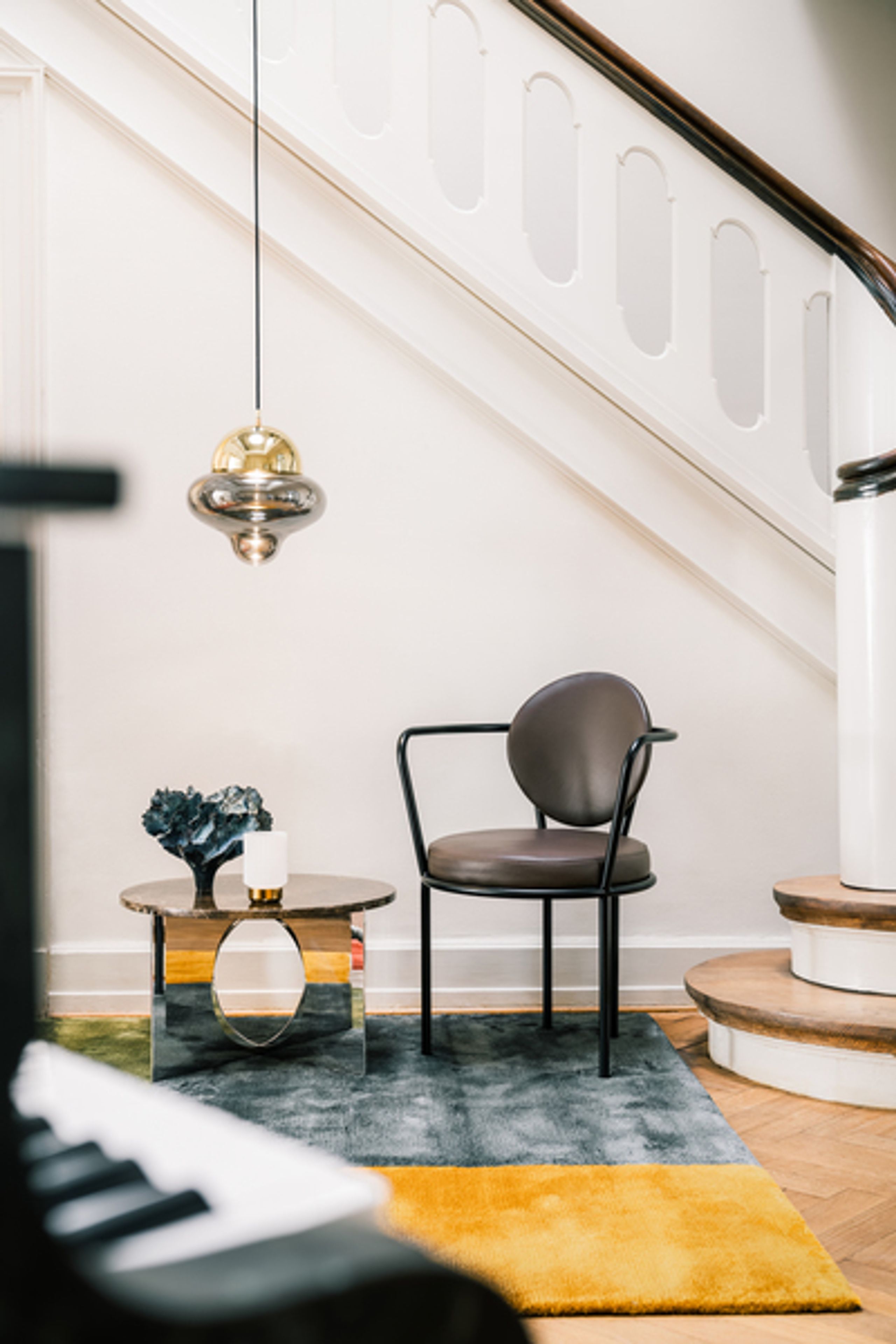 Design By Us - Esstischstuhl - Casablanca chair - Black Frame - Wool Nevotex Trio - Stone