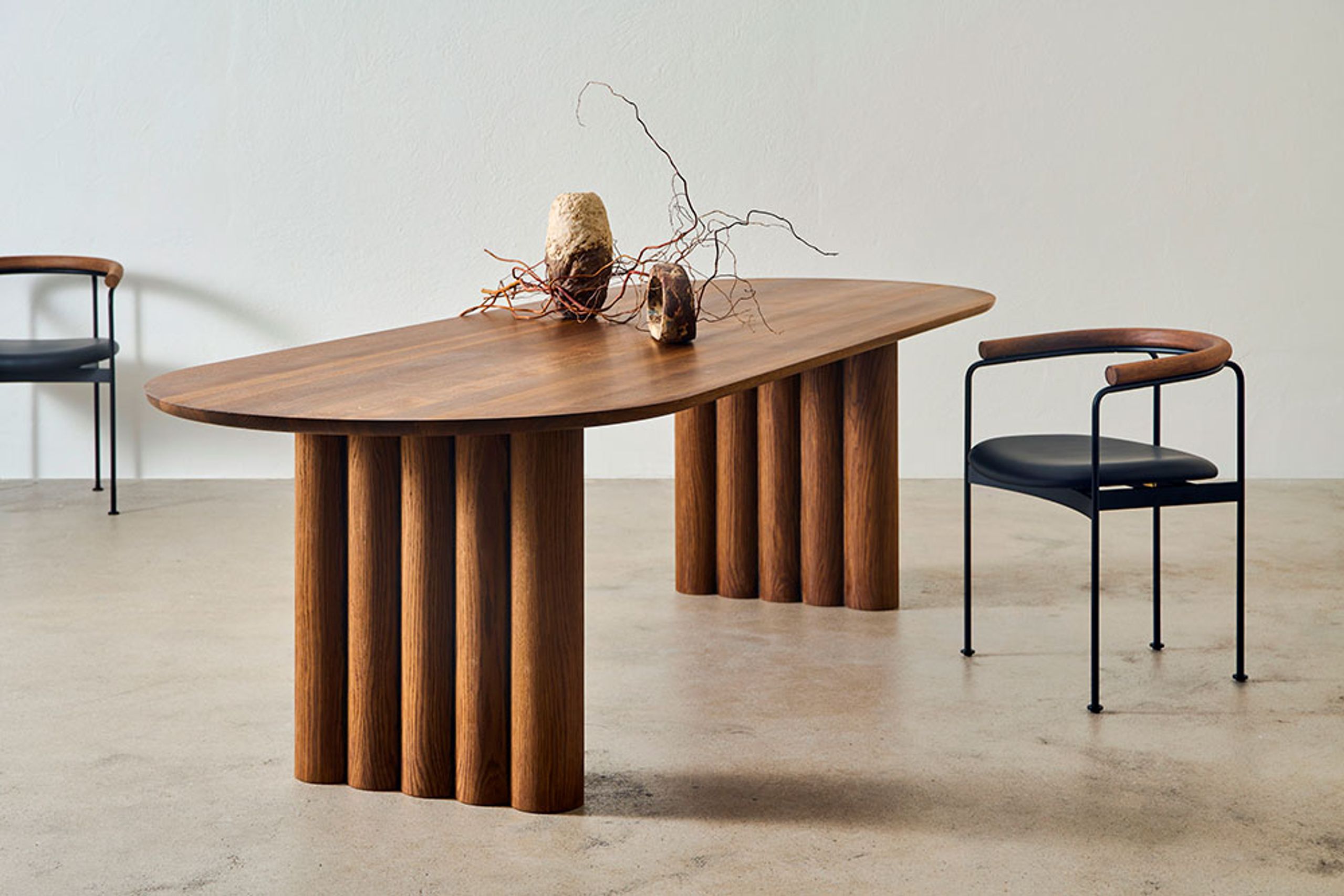 dk3 - Esstisch - Plush Table Oval - Smoked Oak