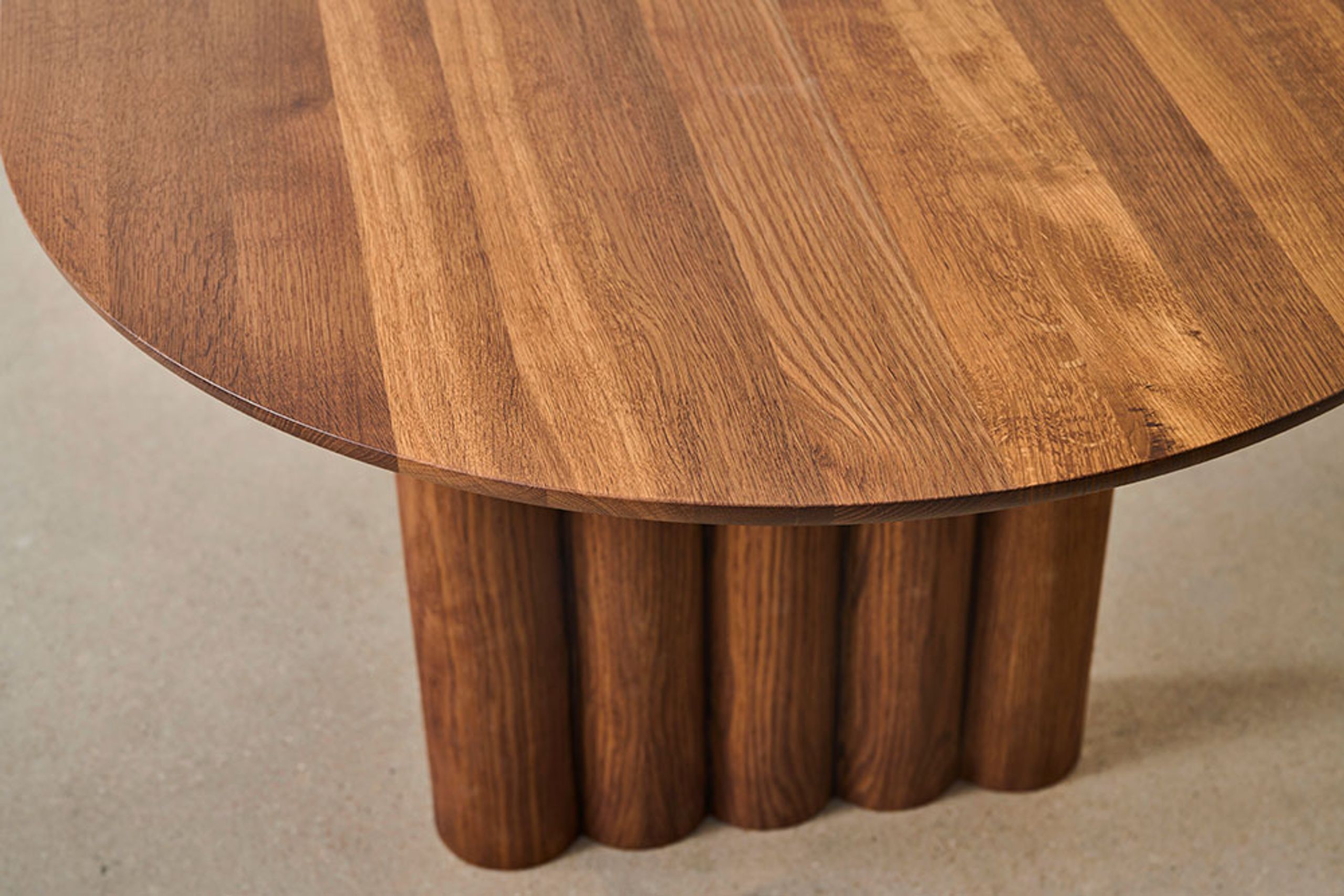 dk3 - Esstisch - Plush Table Oval - Smoked Oak