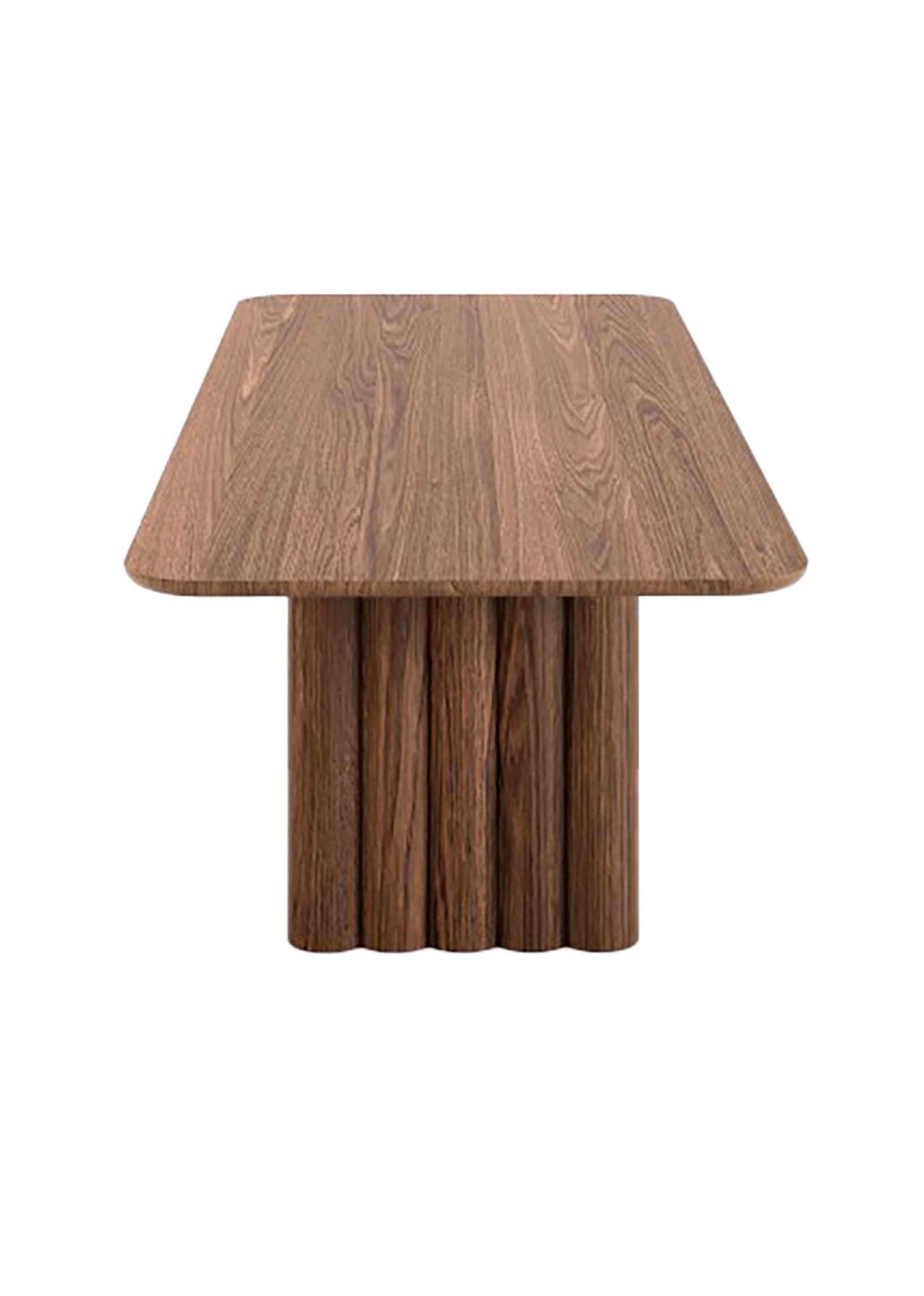 dk3 - Dining Table - Plush Table - Solid Wood Legs