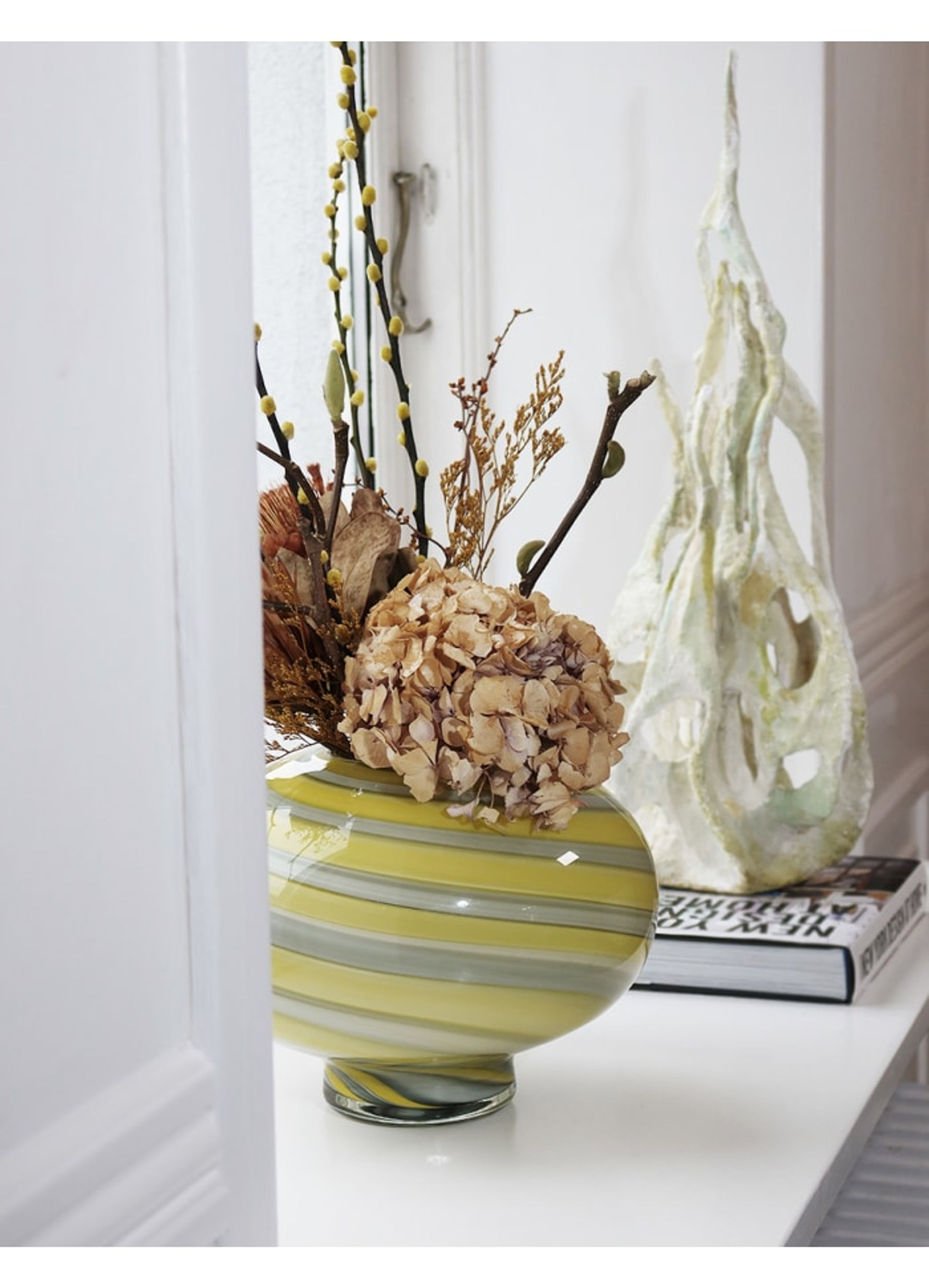 eden outcast - Vase - Twirl Vase - Twirl Vase Yellow Mini