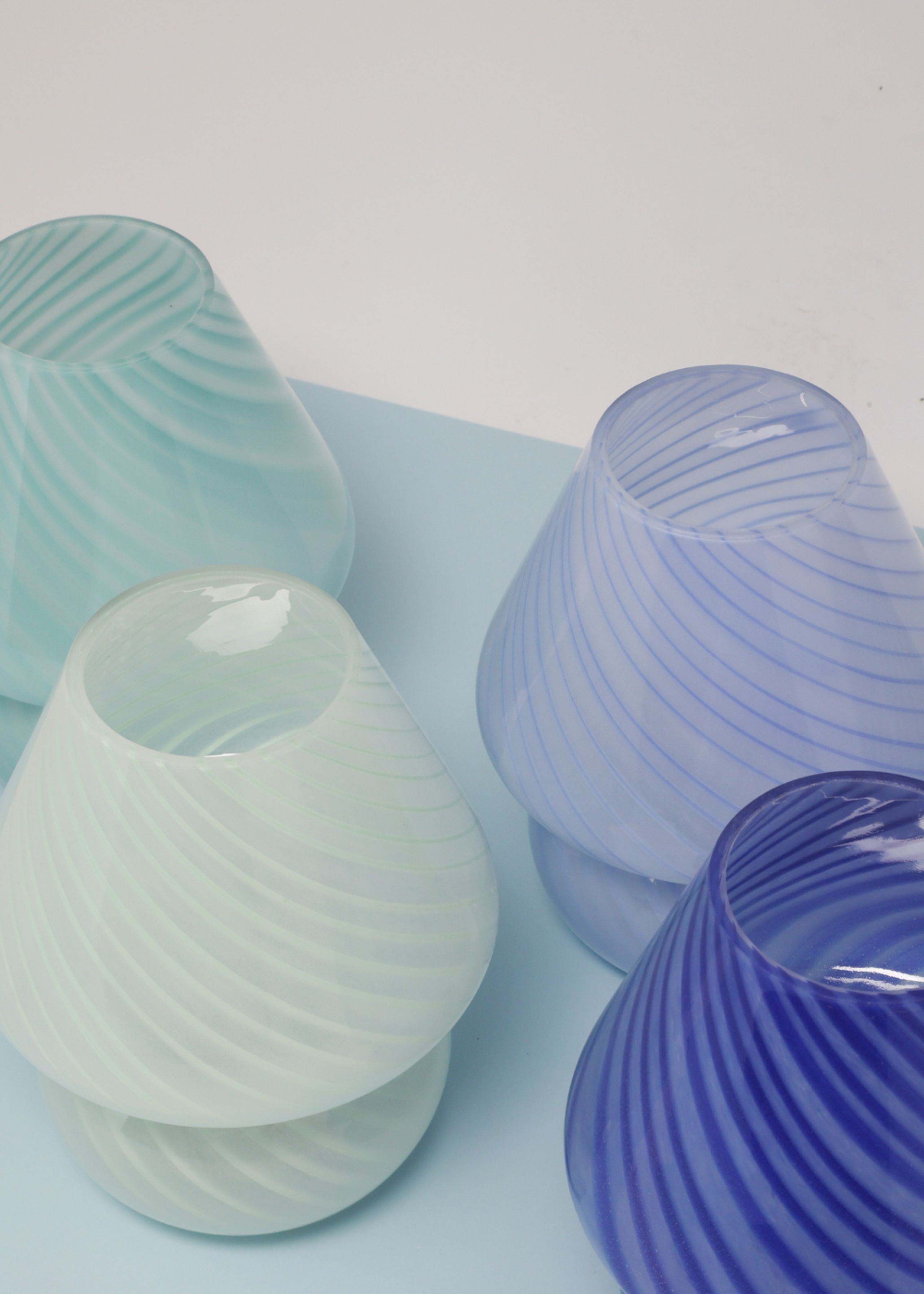 EJA - Bordlampe - Joyful - Cobalt - Small