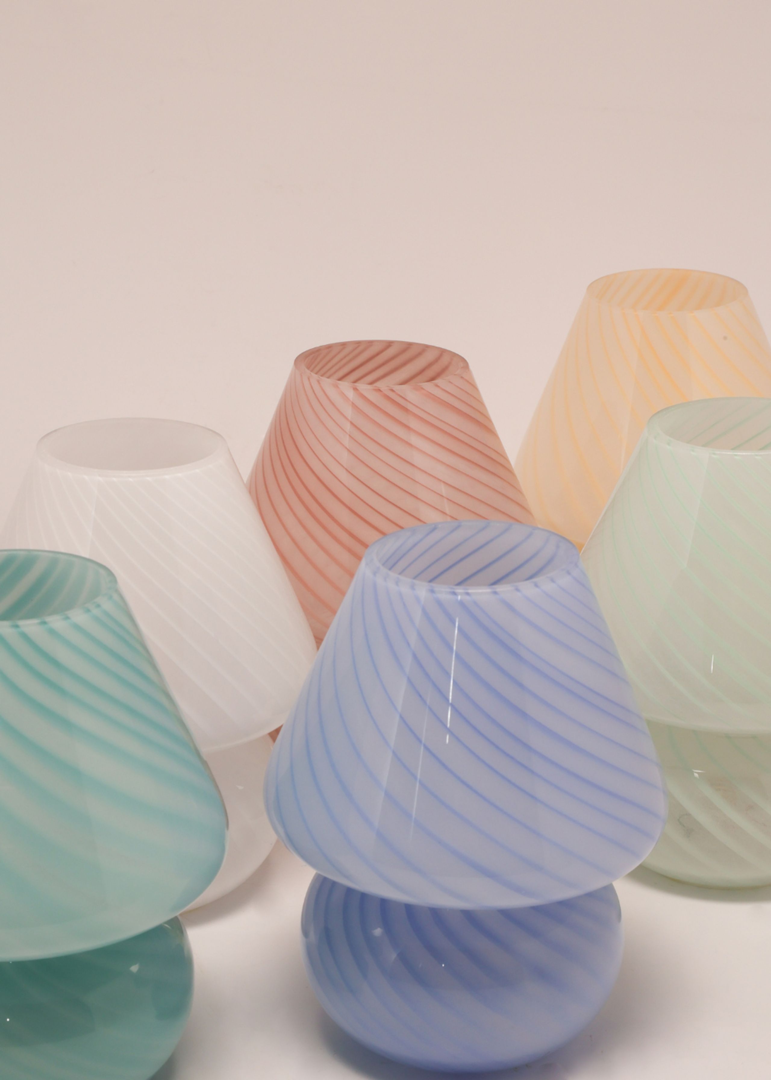 EJA - Table Lamp - Joyful - Light Yellow - Large