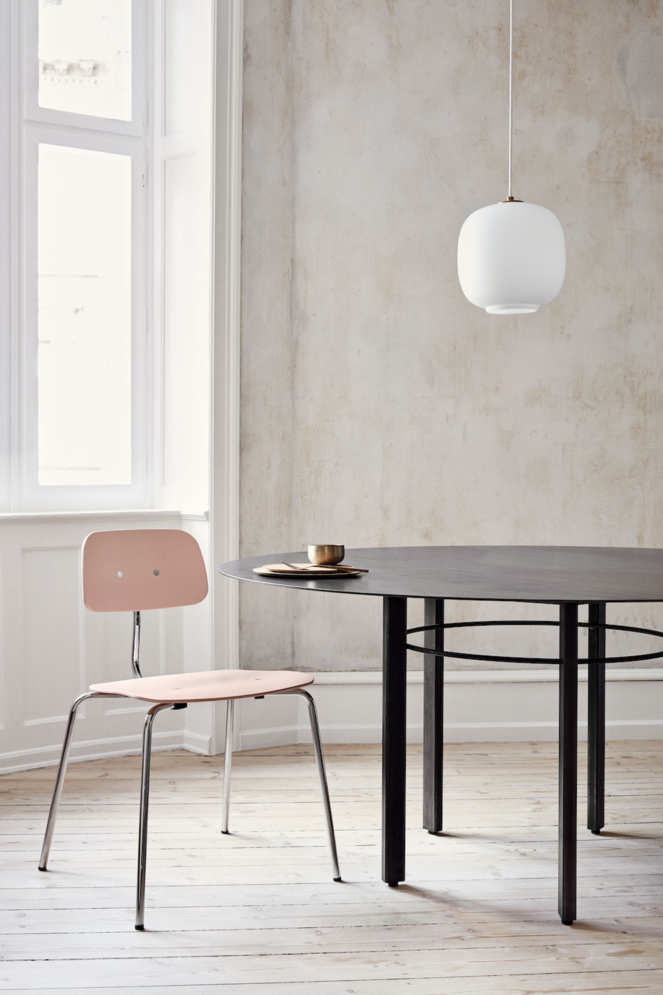 Engelbrechts - Stuhl - KEVI 2060 - Oak/black powdercoating