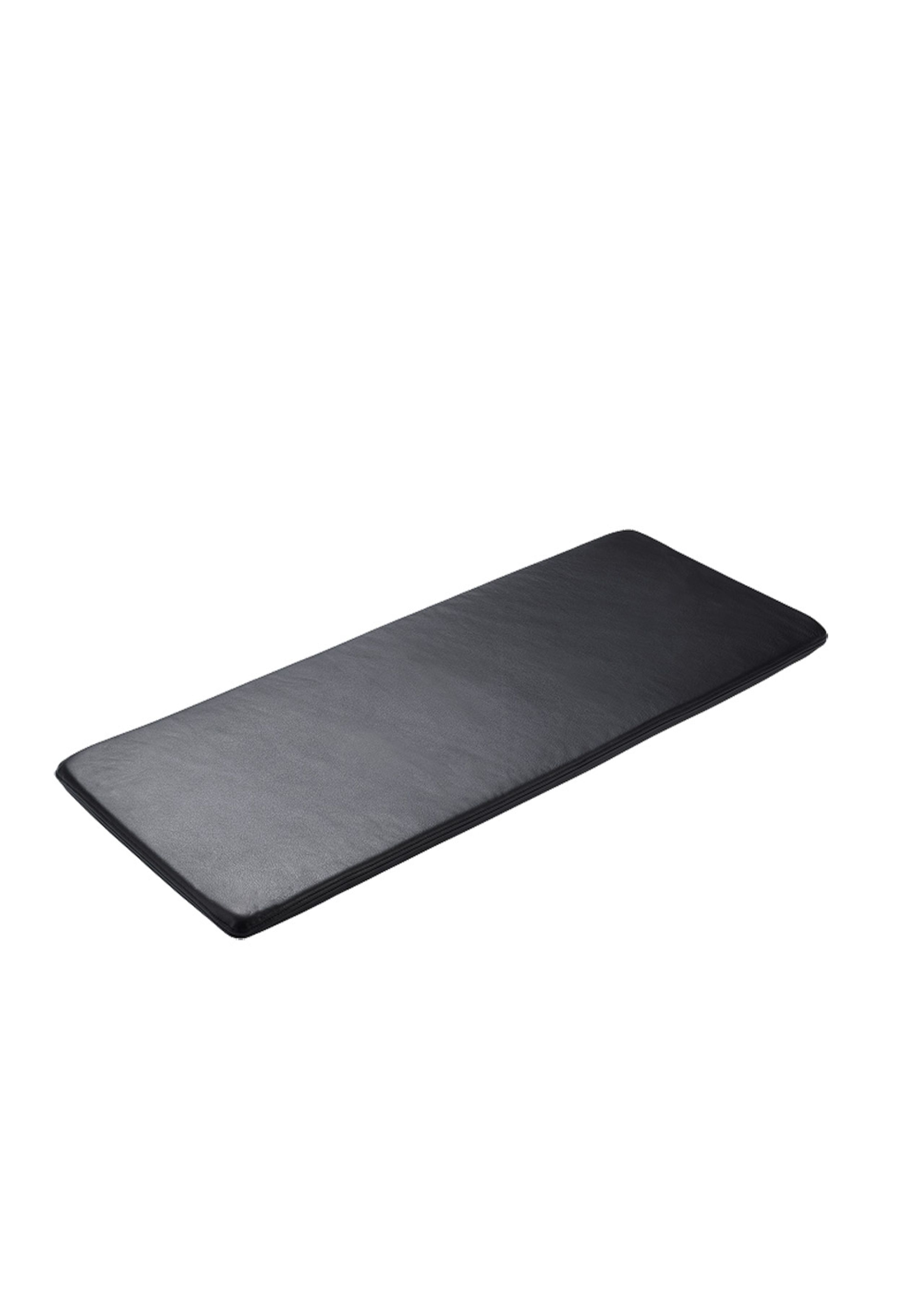 FDB Møbler / Furniture - Stoelkussen - R6 Radius cushion by Diana Claudia Mot and Isabella Bergstrøm - Leather / Black