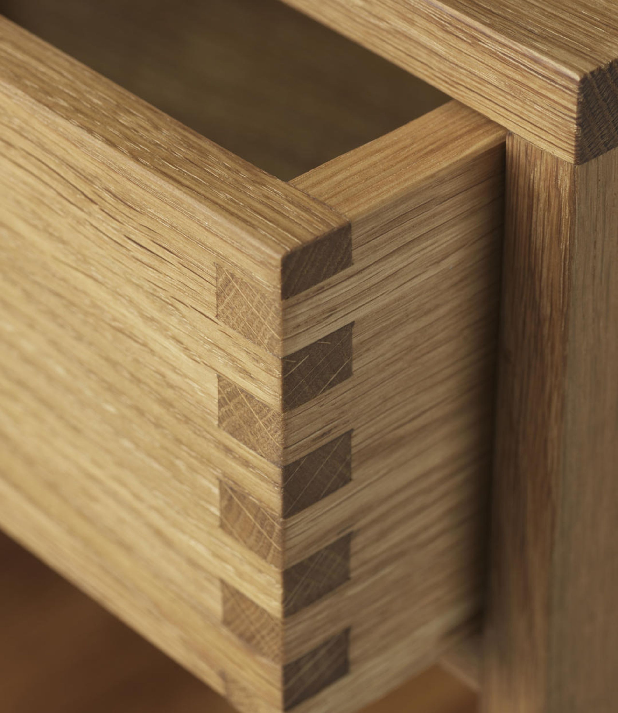 FDB Møbler / Furniture - Schrank - B99 Radius Vægskab af Mot & Bergstrøm - Eg natur / olieret