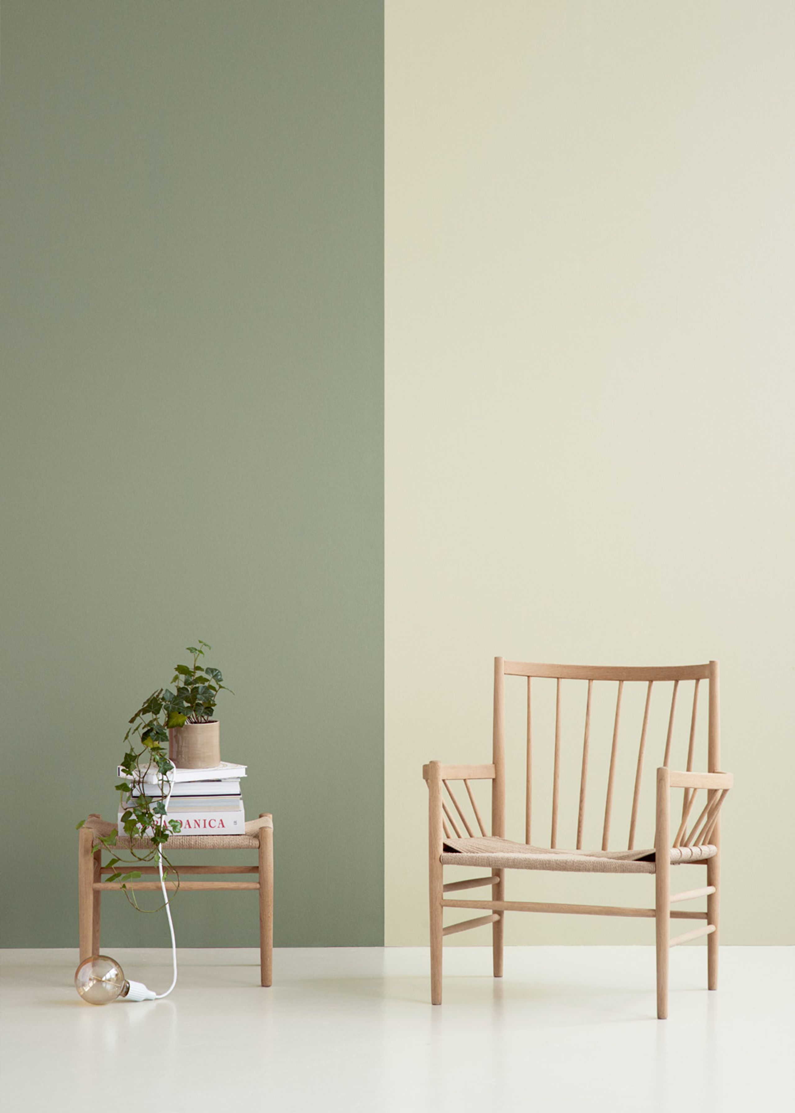 FDB Møbler / Furniture - Hocker - J83 von Jørgen Bækmark - Lacquered Oak/Nature Wicker