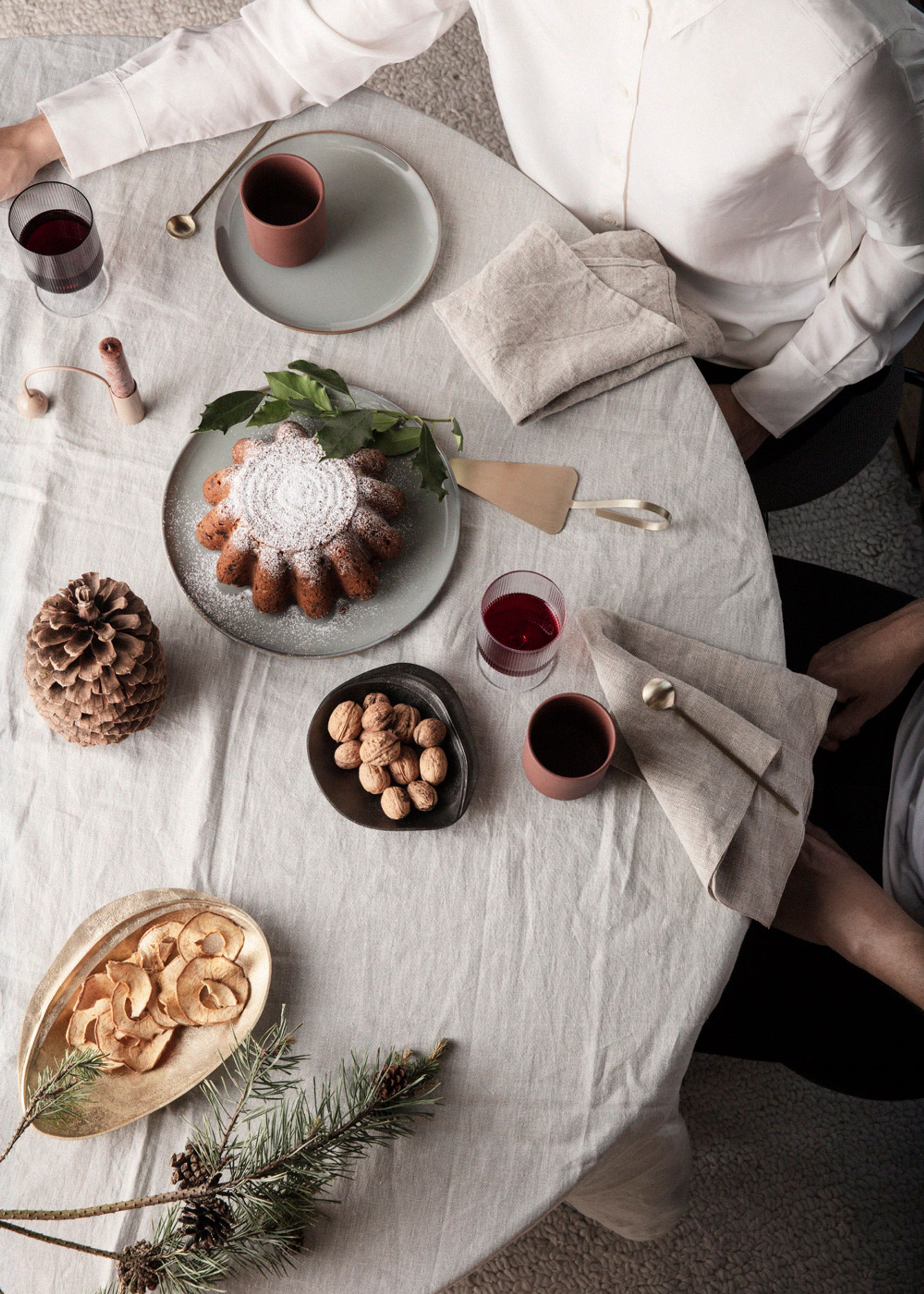 Ferm Living - Sztućce - Fein Cake Server - Brass