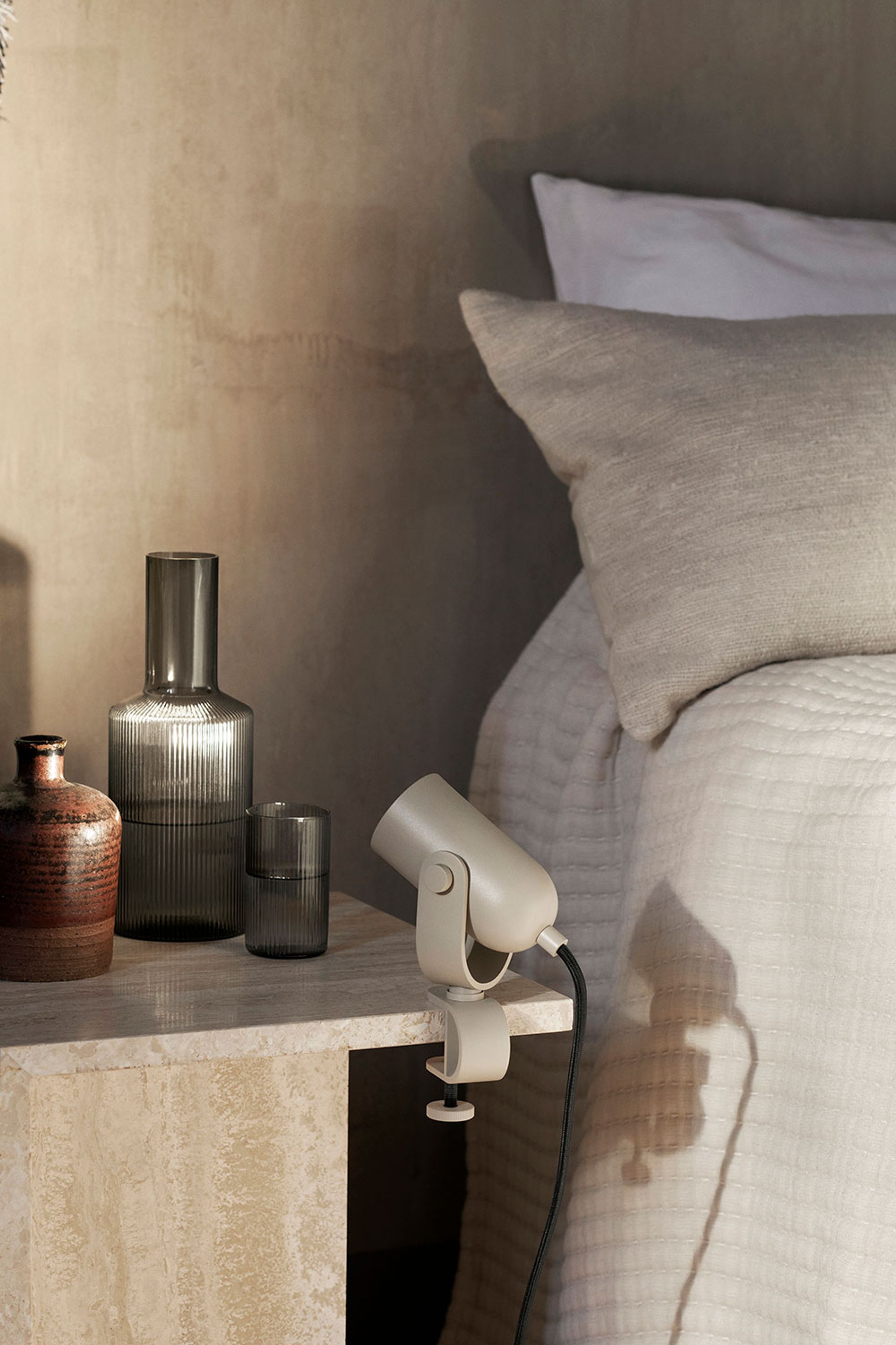 Ferm Living - Tischlampe - Ruuvi Lamp - Cashmere