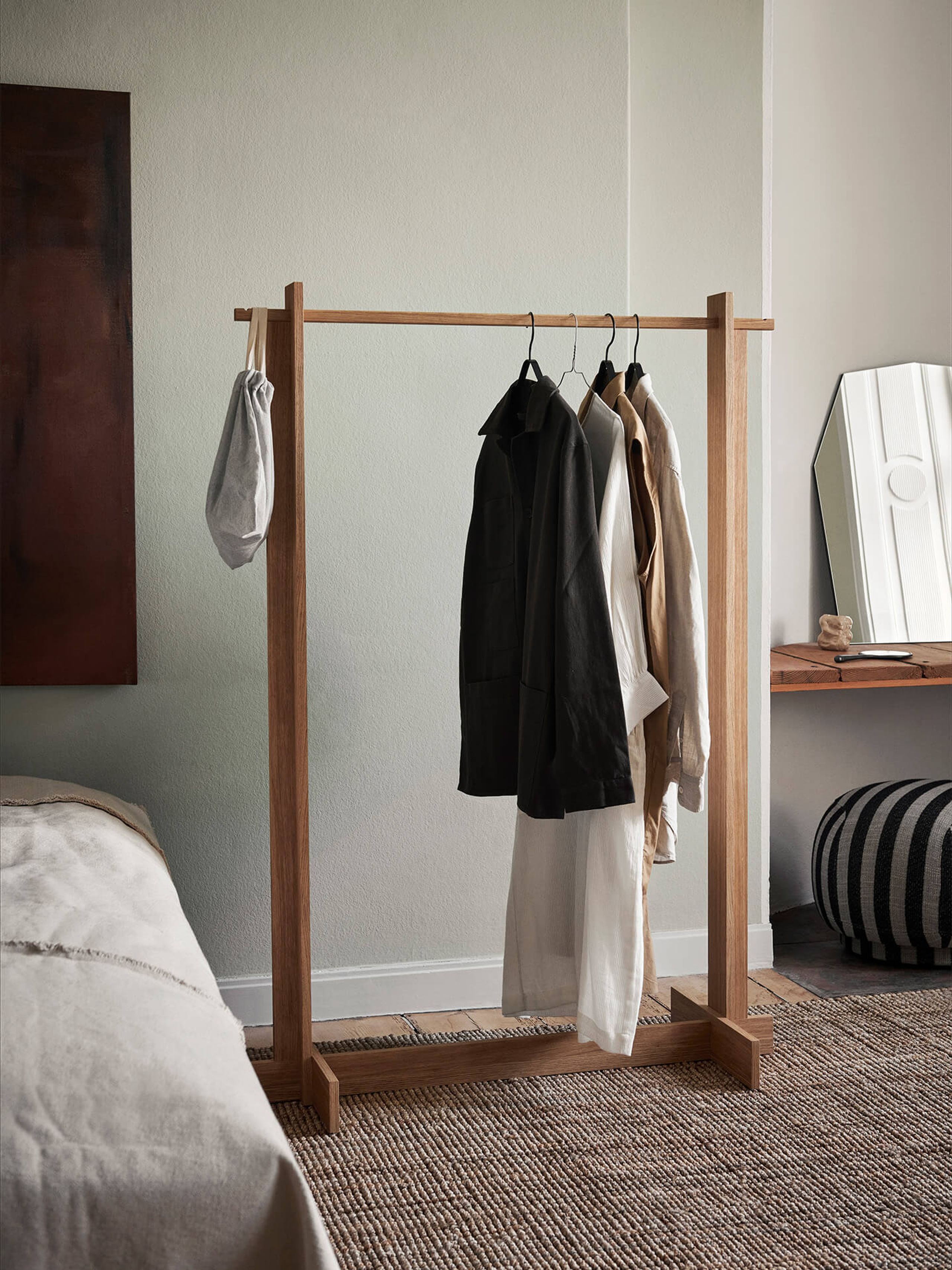 Ferm Living - - Bridge Clothes Rack - Bridge Clothes Rack - Oiled Oak