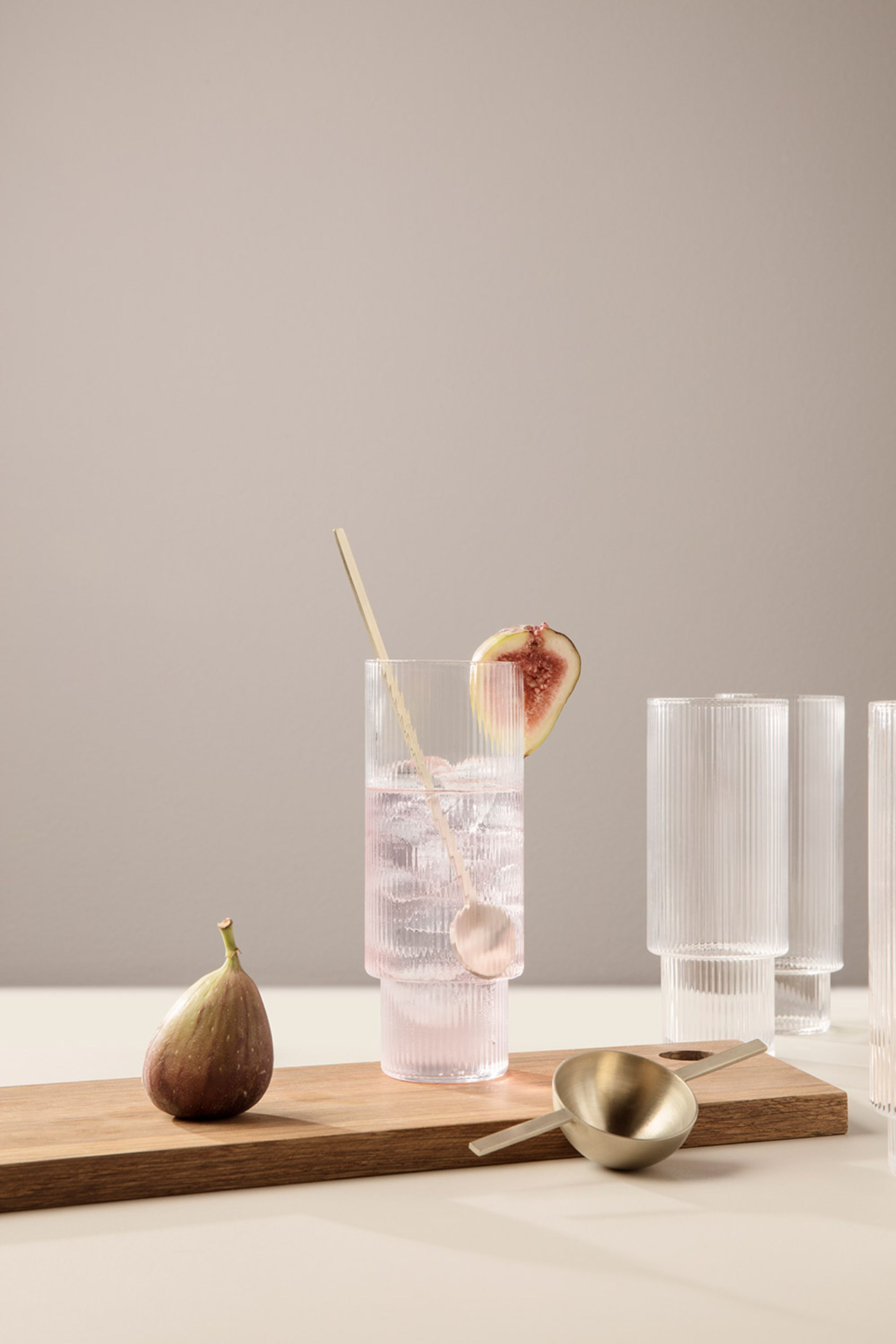 Ferm Living - Sklo - Ripple Long Drink Glass (Set of 4) - Smoked Grey