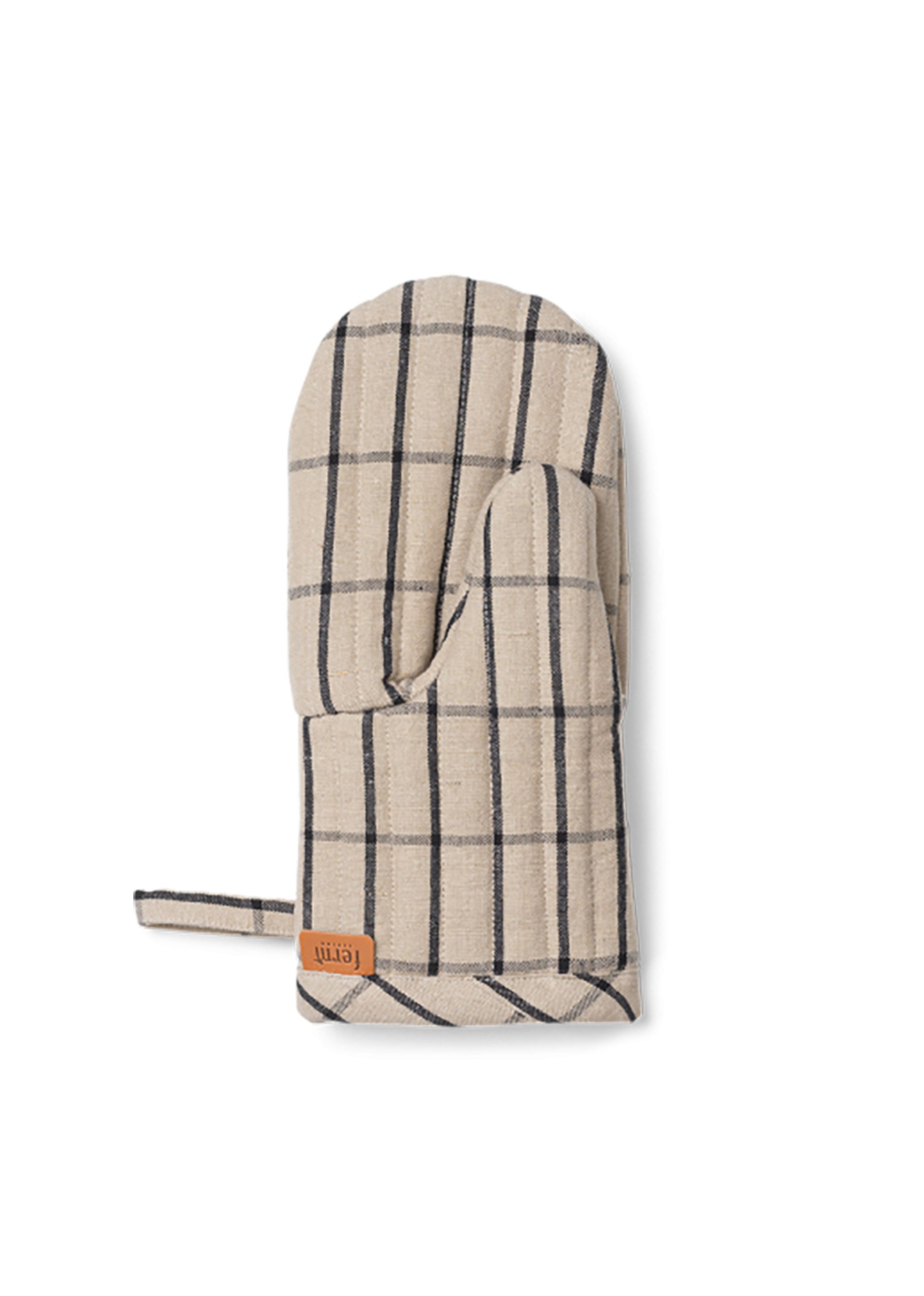 Ferm Living - Potholder - Hale Oven Mitt - Sand/Black
