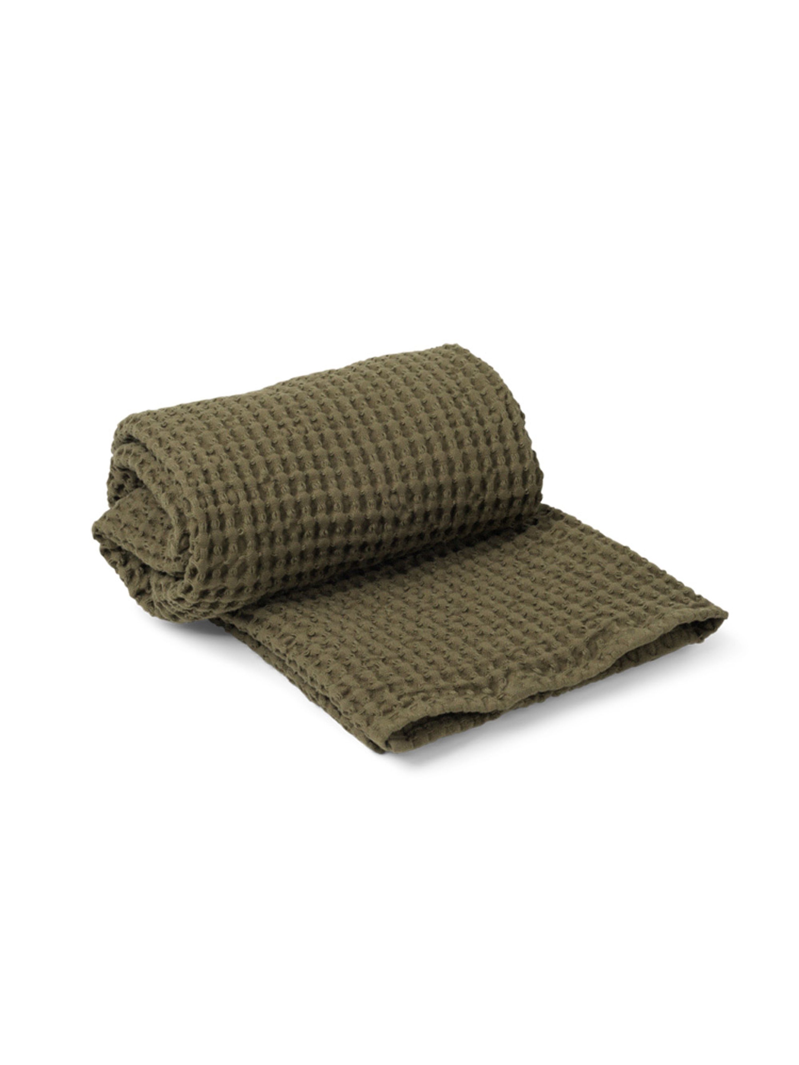 Ferm Living - Uterák - Organic Bath Towel - Olive