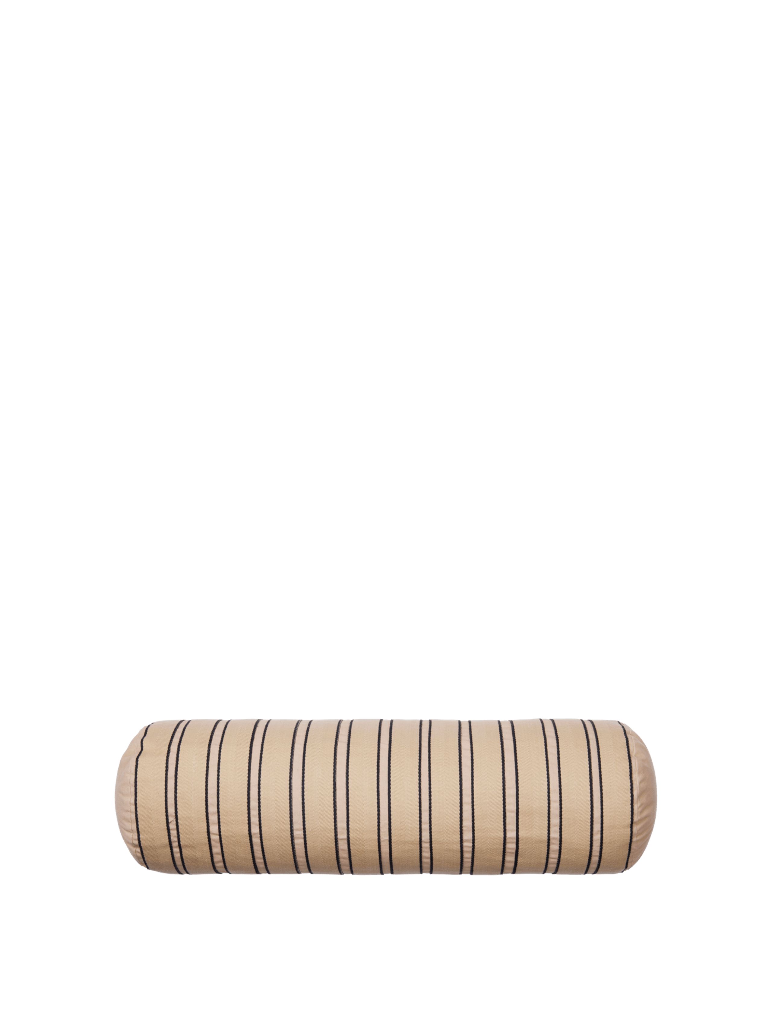 Ferm Living - Hynde - Twill Bolster Cushion - Cashmere/Black