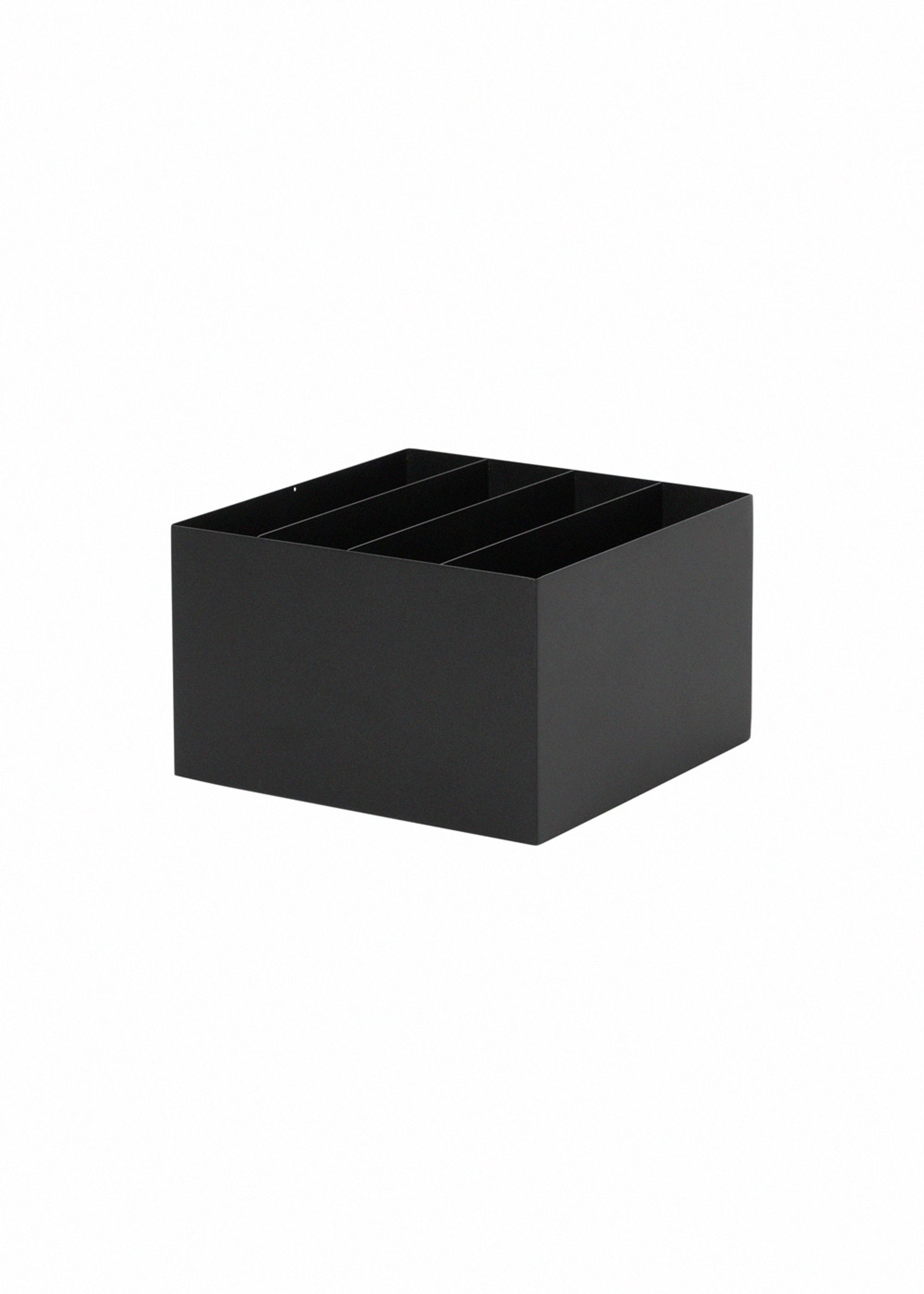 Ferm Living - Boxes - Plant Box Divider - Black