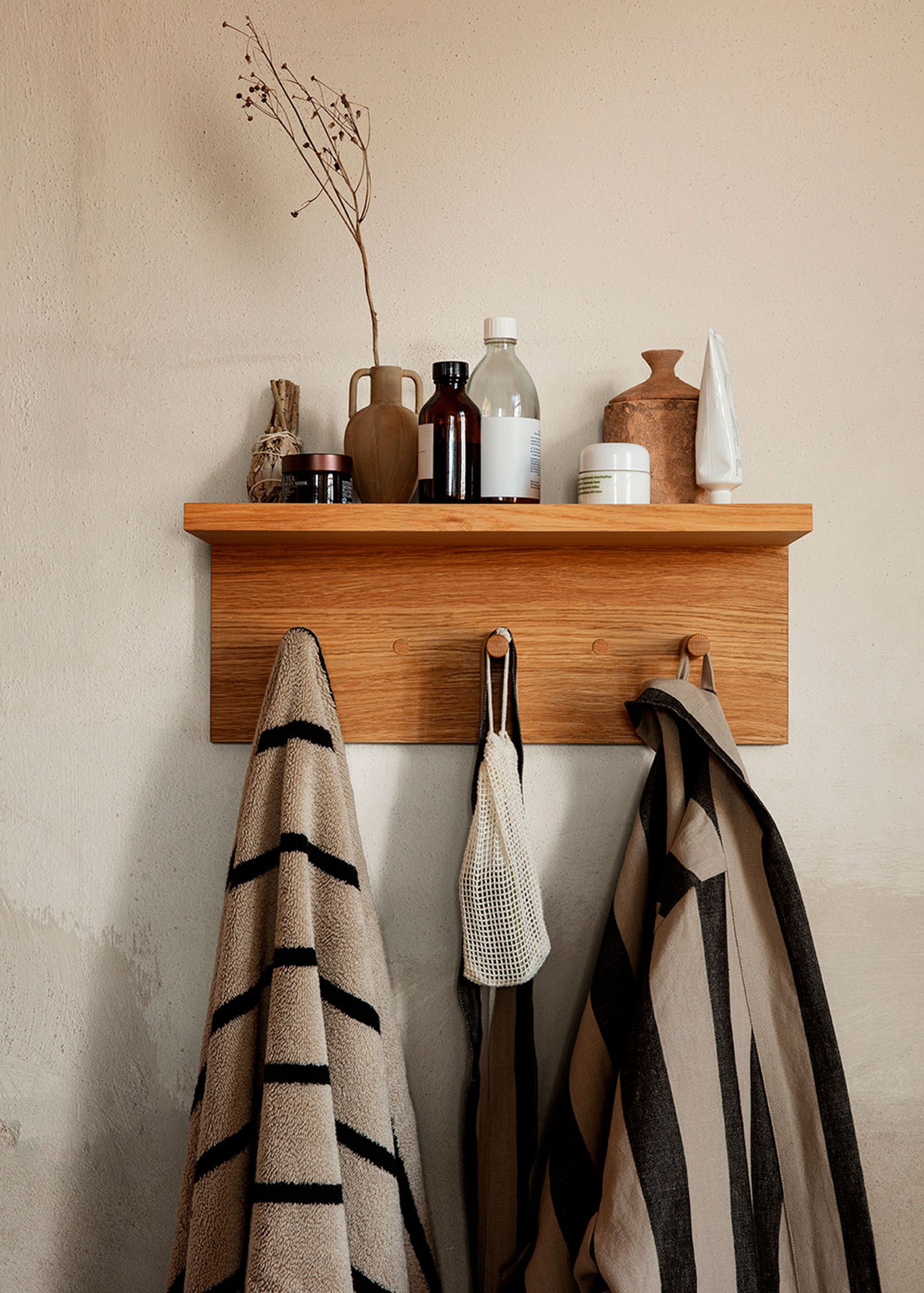 Ferm Living - Hooks - Place Rack - Oak - Small