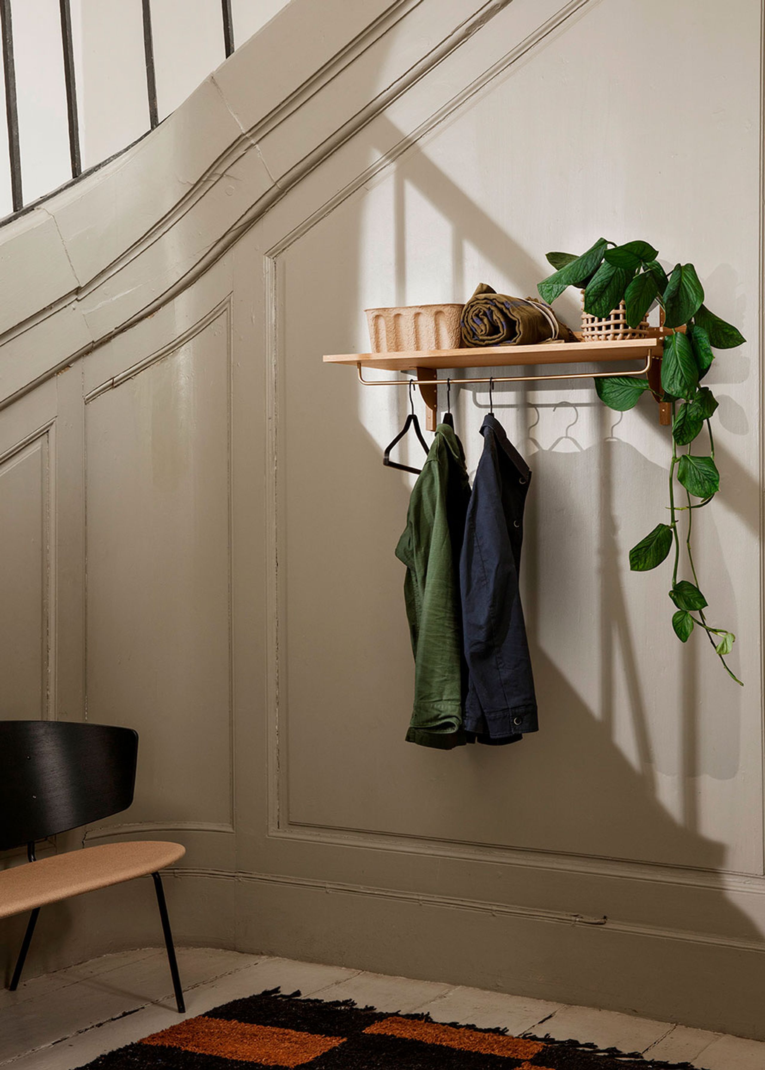 Ferm Living - Hooks - Sector Rack Shelf - Oak/Brass