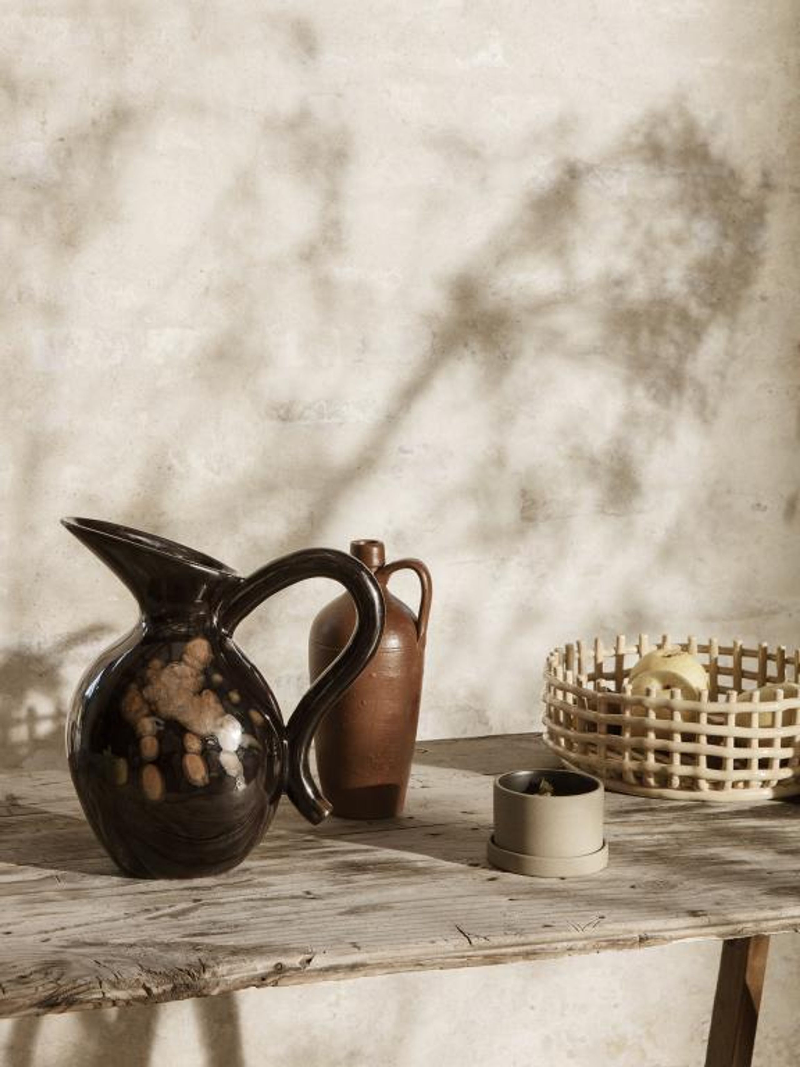 Ferm Living - Pot - Ceramic Centrepiece - Cashmere