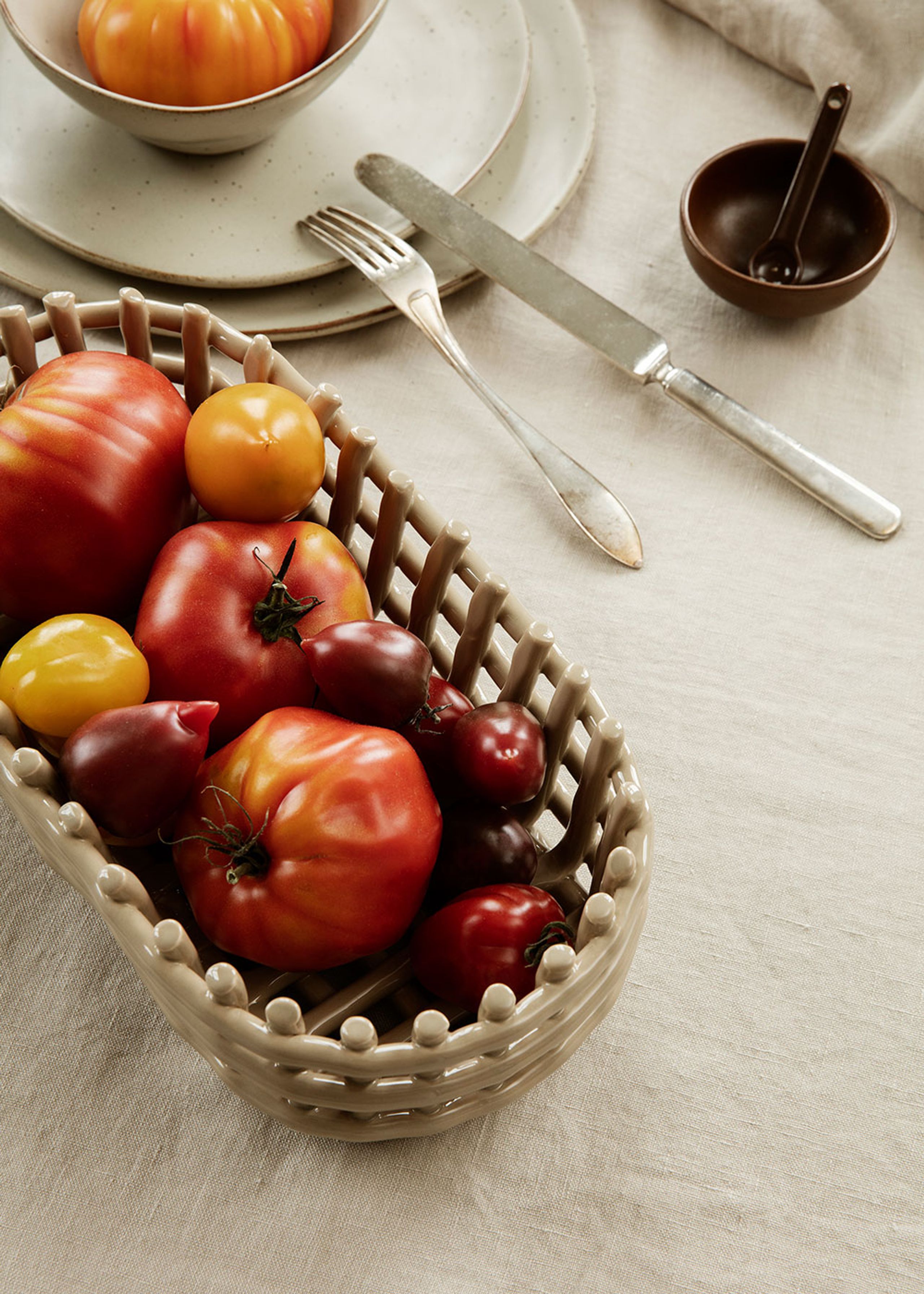 Ferm Living - Korb - Ceramic Basket - Large - Cashmere