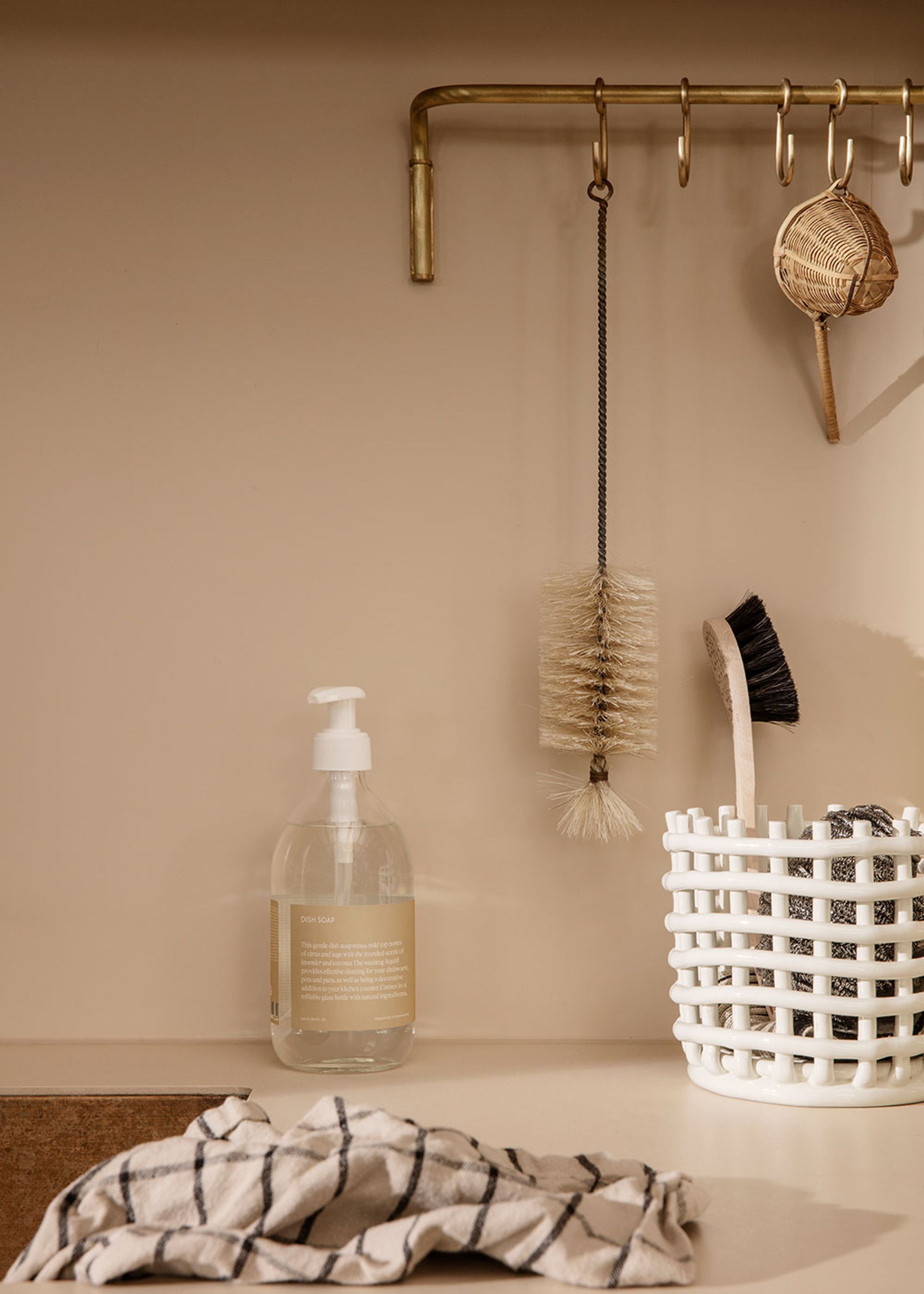 Ferm Living - Basket - Ceramic Basket - Large - Off White