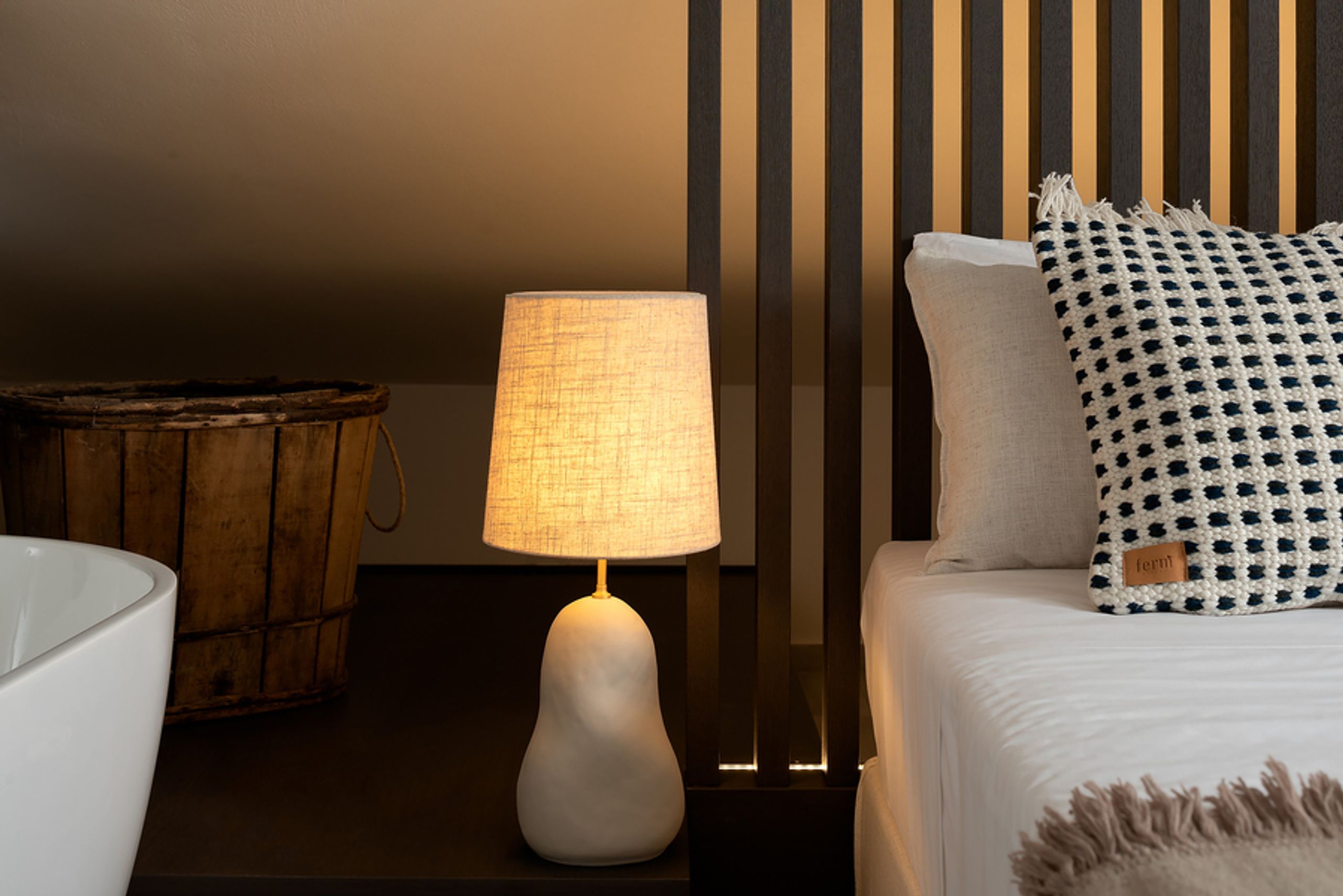 Ferm Living - Lámpara - Hebe Base - Off-White - Medium