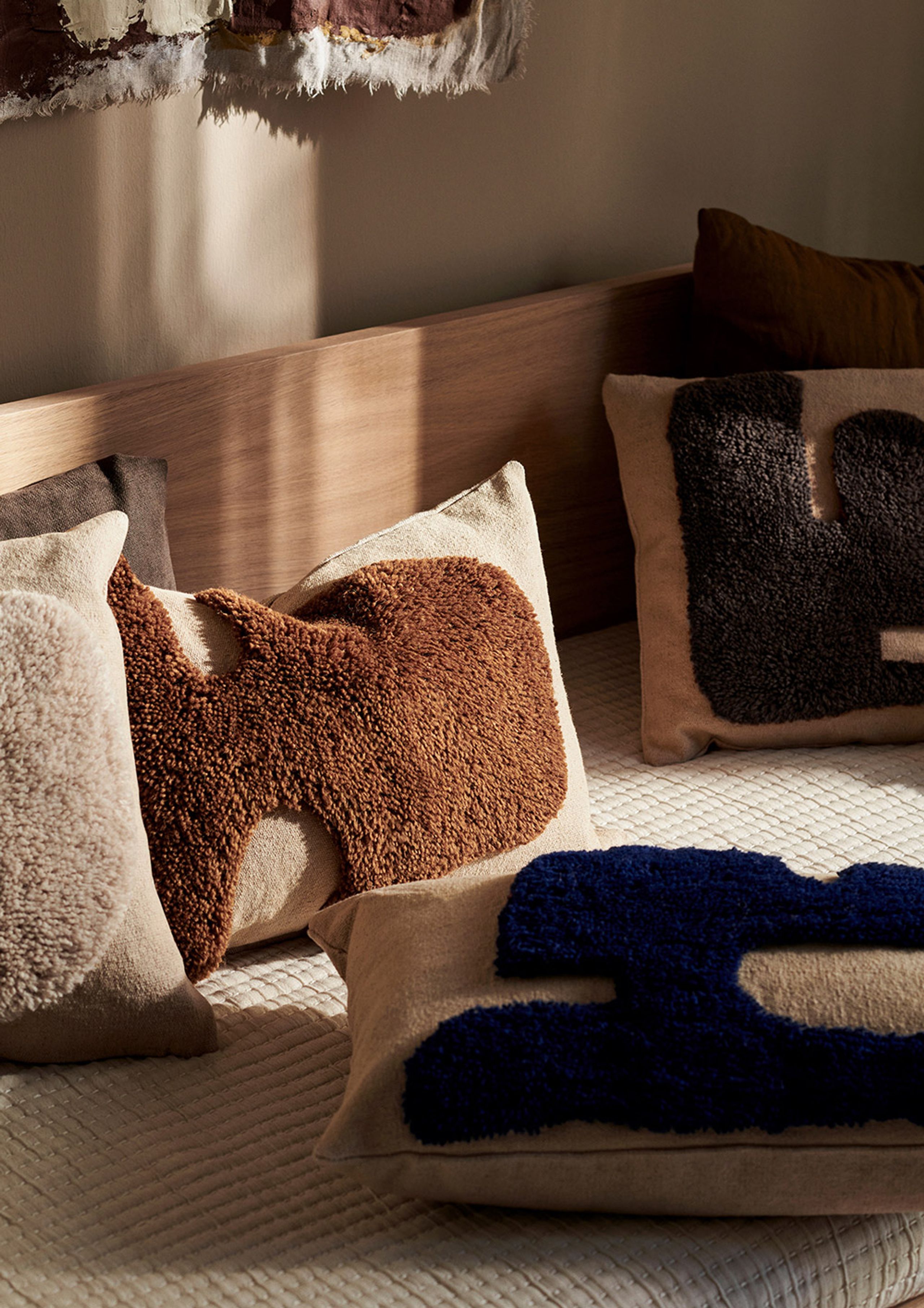 Ferm Living - Pillow - Lay Cushion - Sand / Bright Blue