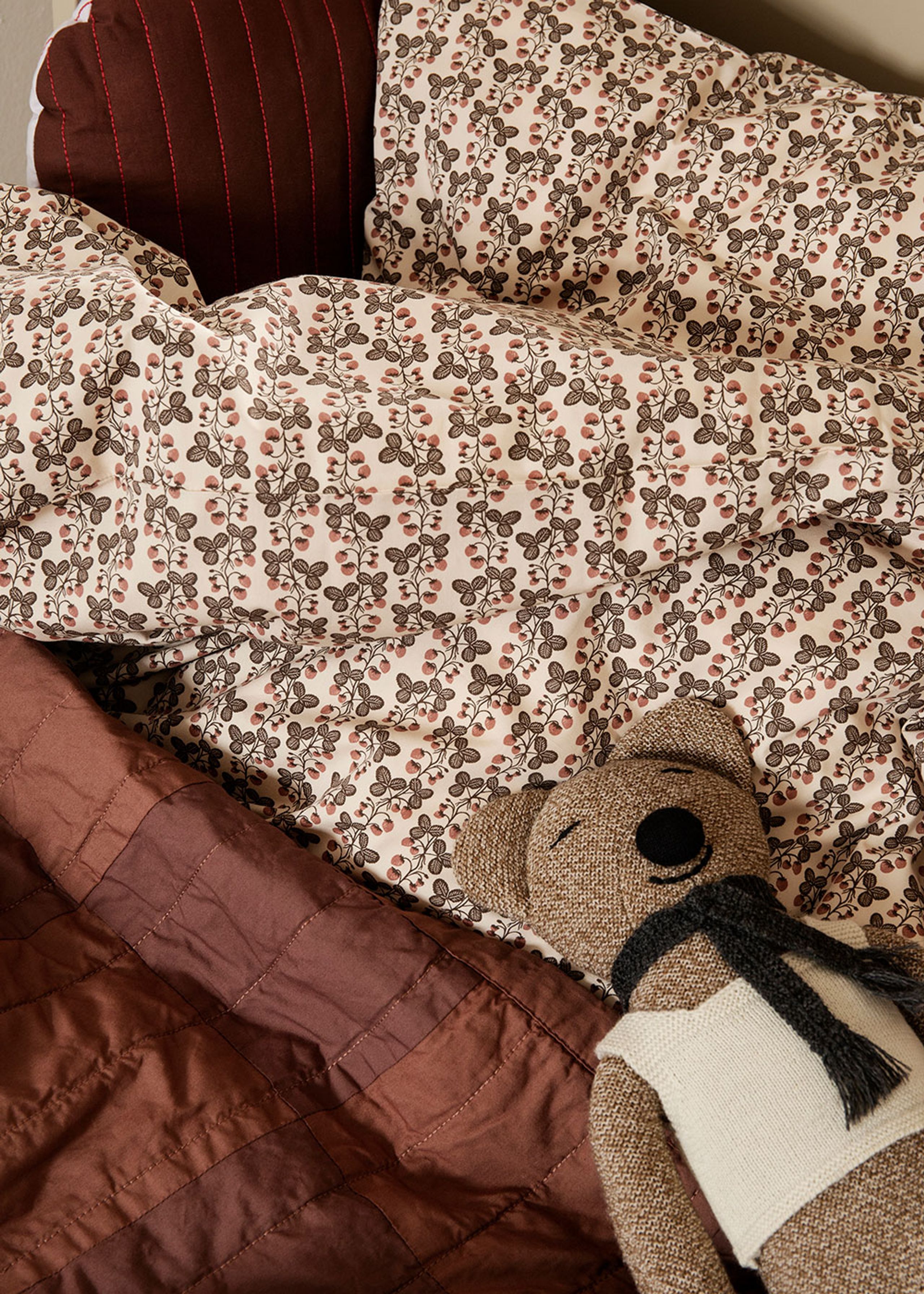 Ferm Living - Bed Sheet - Strawberry Field Bedding - Junior