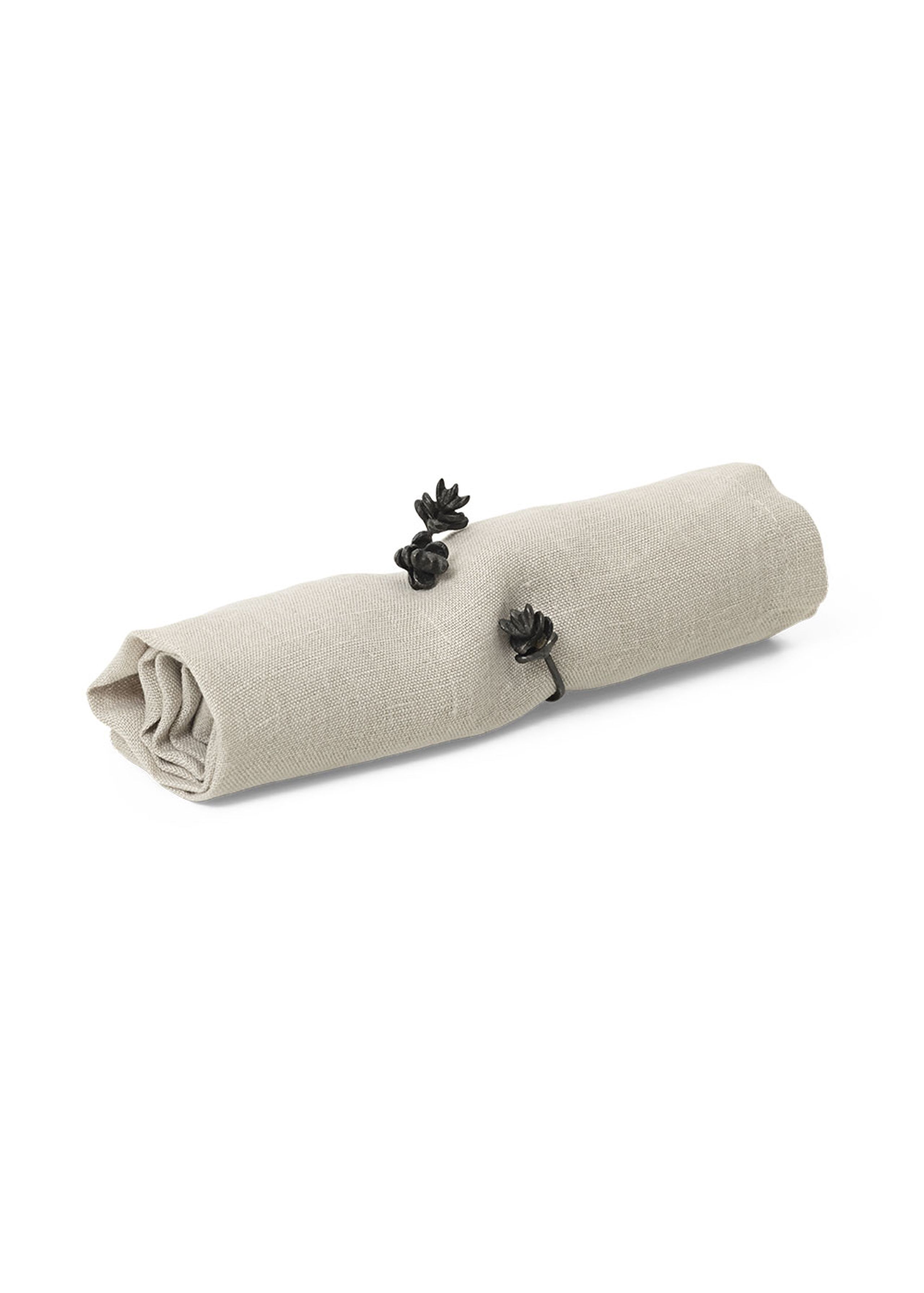 Ferm Living - Napkin ring - Forest Napkin Rings - Set of 4 - Black Brass